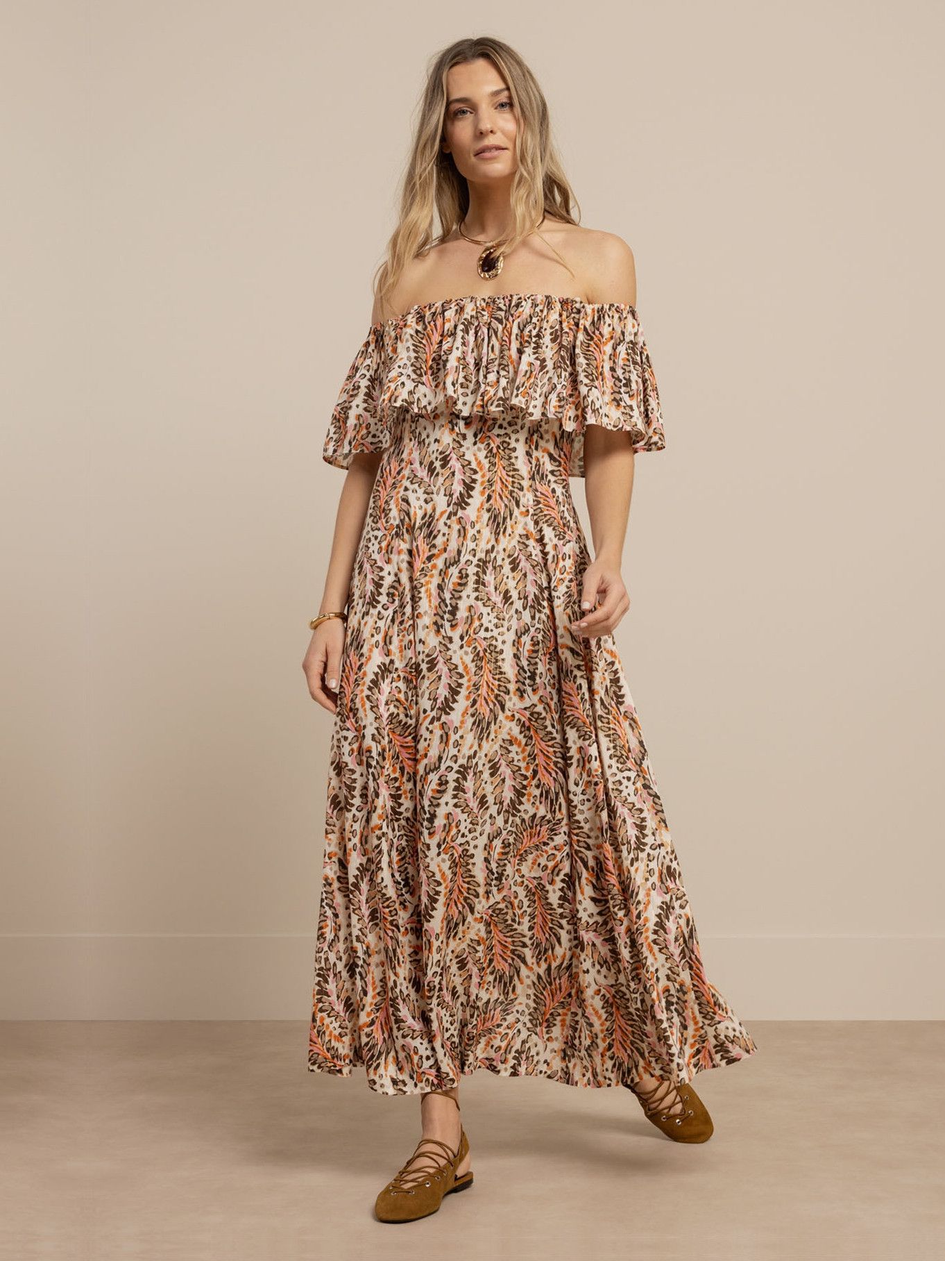 STUDIO ANNELOES JURK