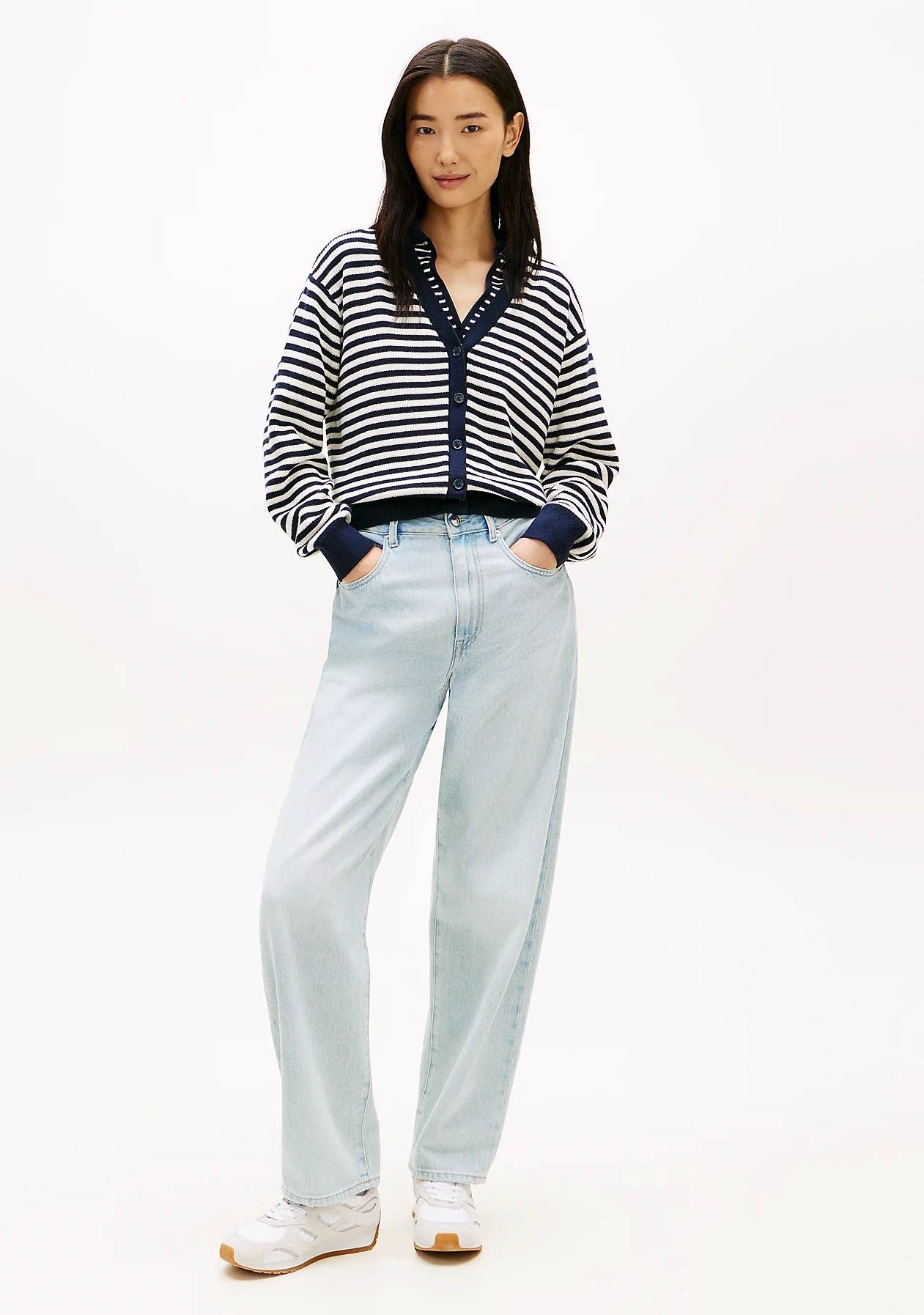 TOMMY HILFIGER JEANS