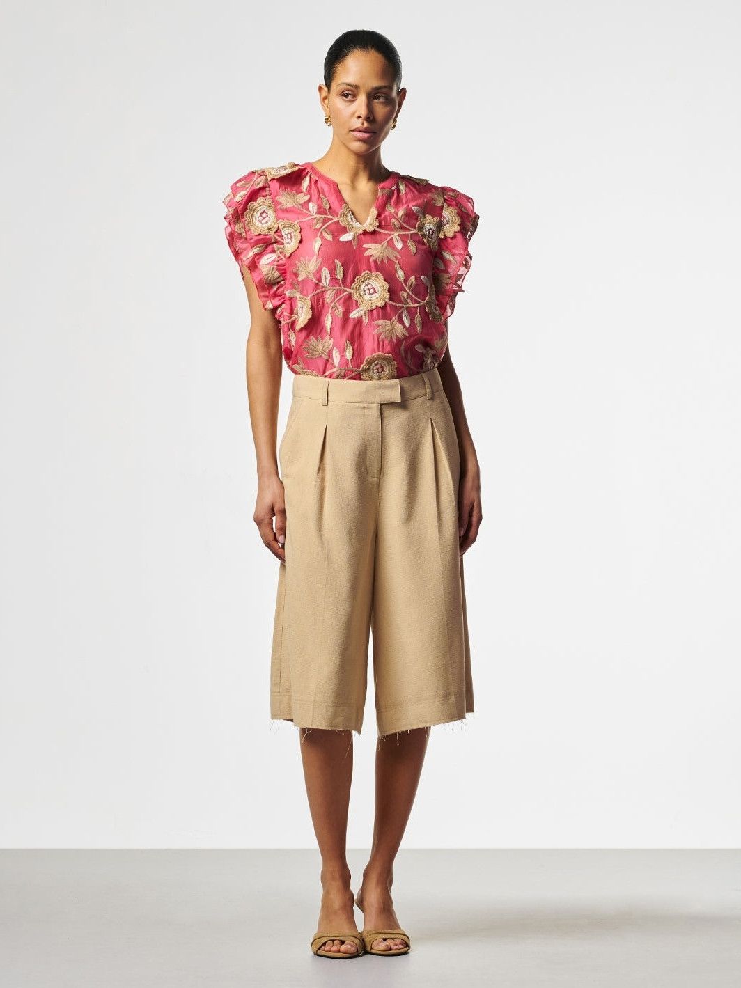 AAIKO BLOUSE