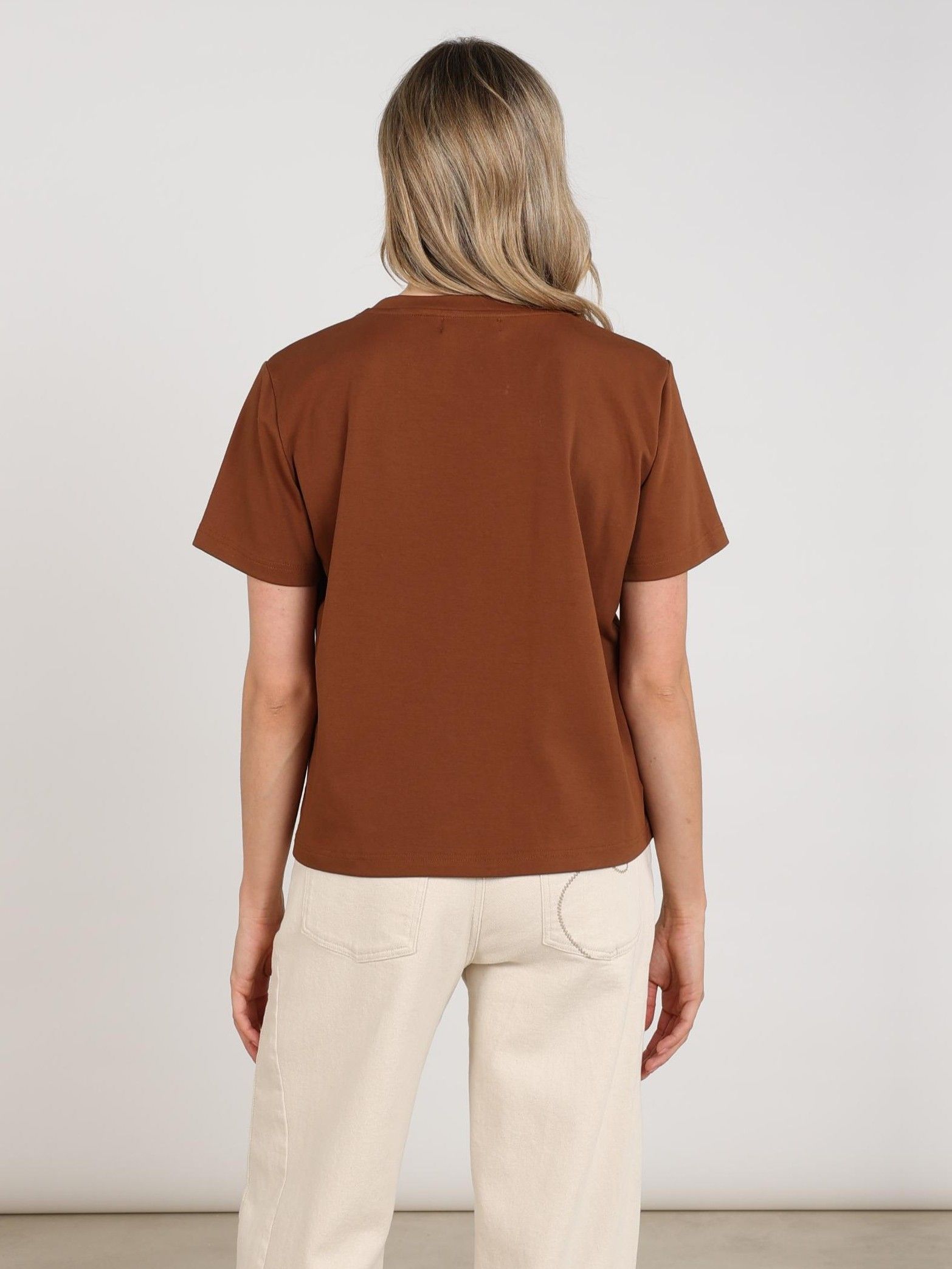 NUKUS - SHIRT - Bruin