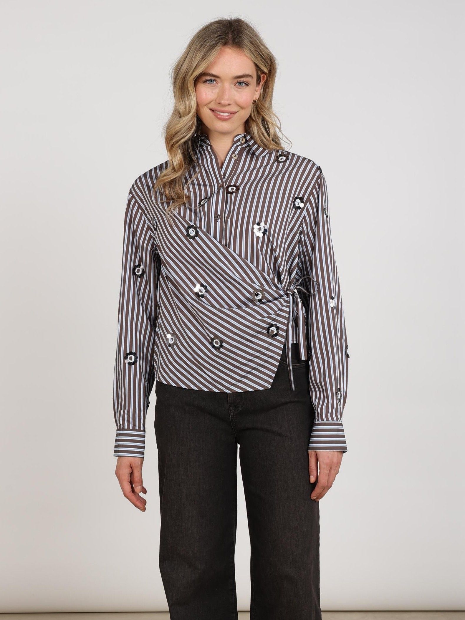 NUKUS - BLOUSE - Bruin