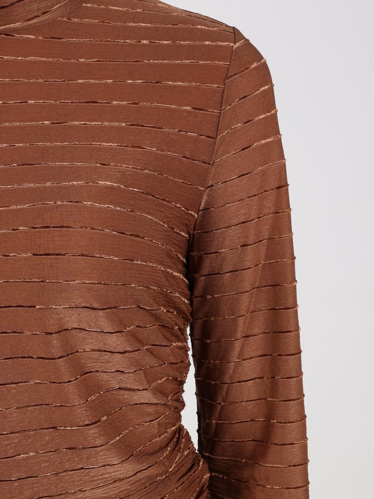 NUKUS - SHIRT - Bruin