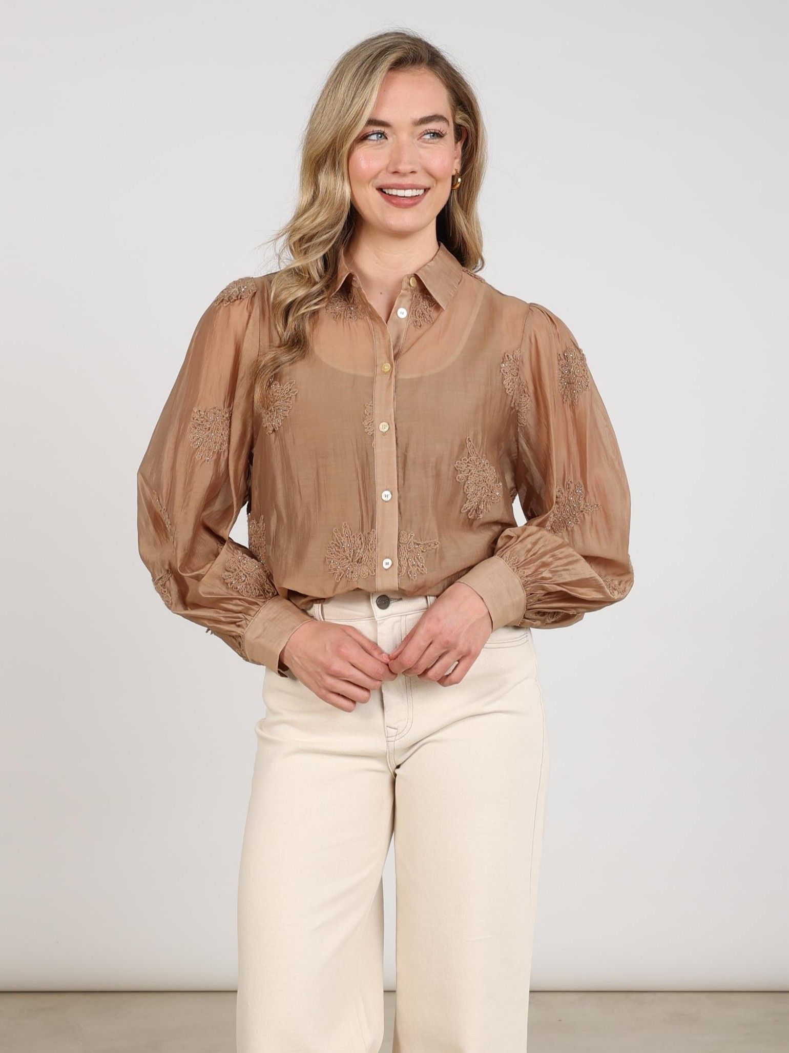 NUKUS - BLOUSE - Bruin