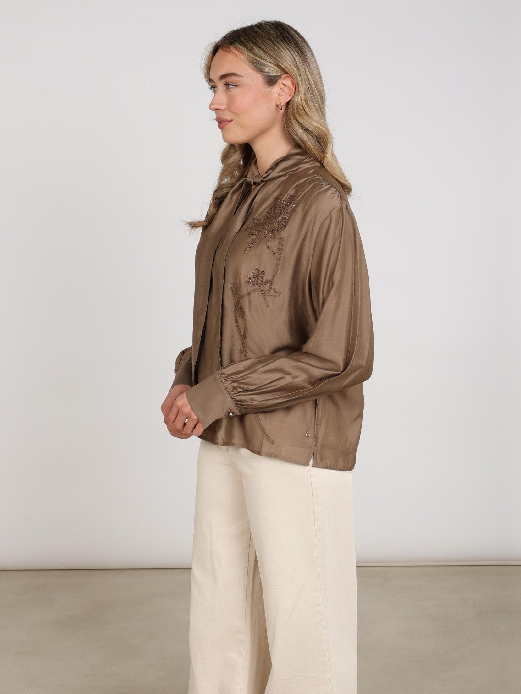 NUKUS - BLOUSE - Bruin