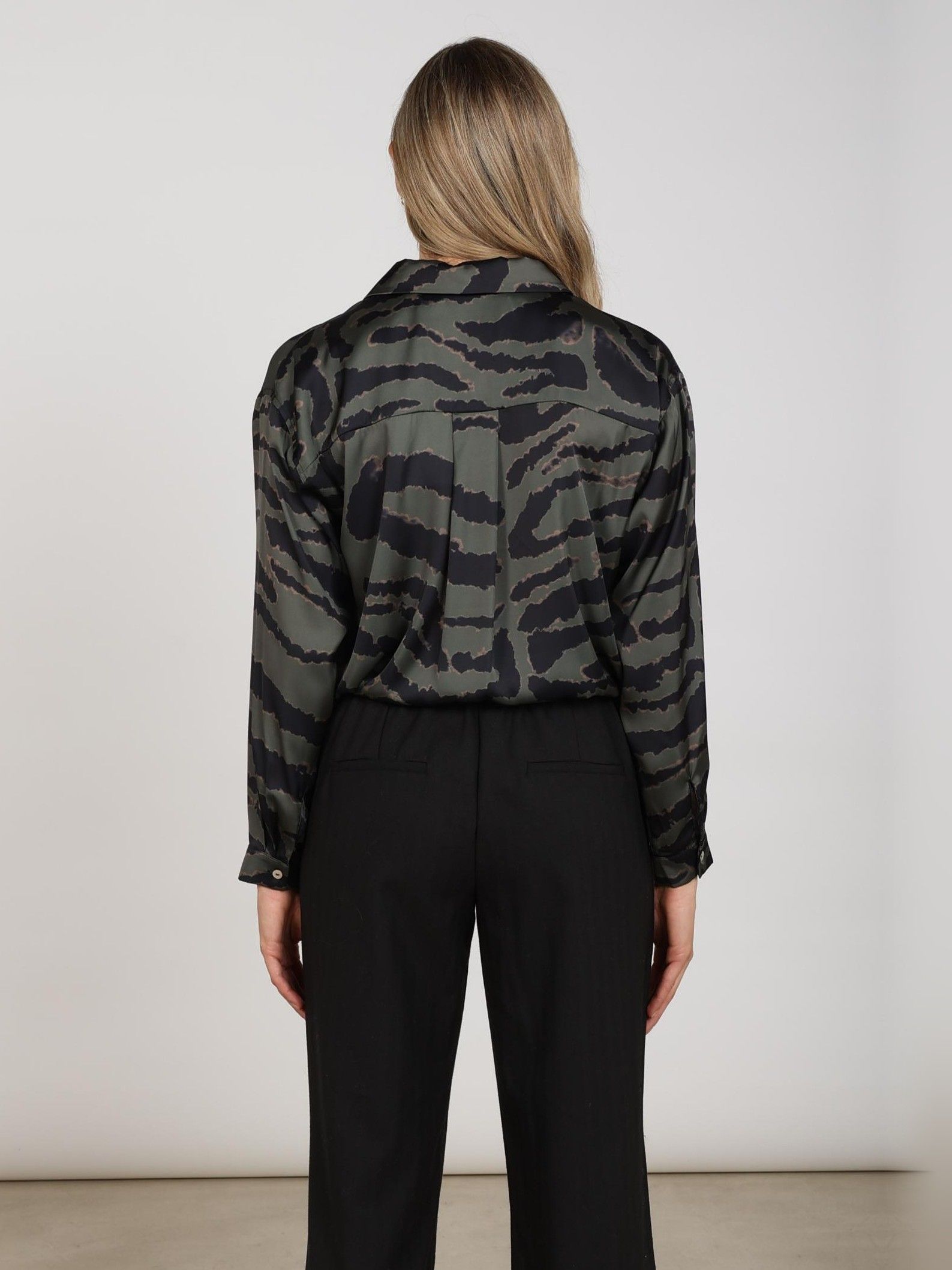 NUKUS - BLOUSE - Zwart