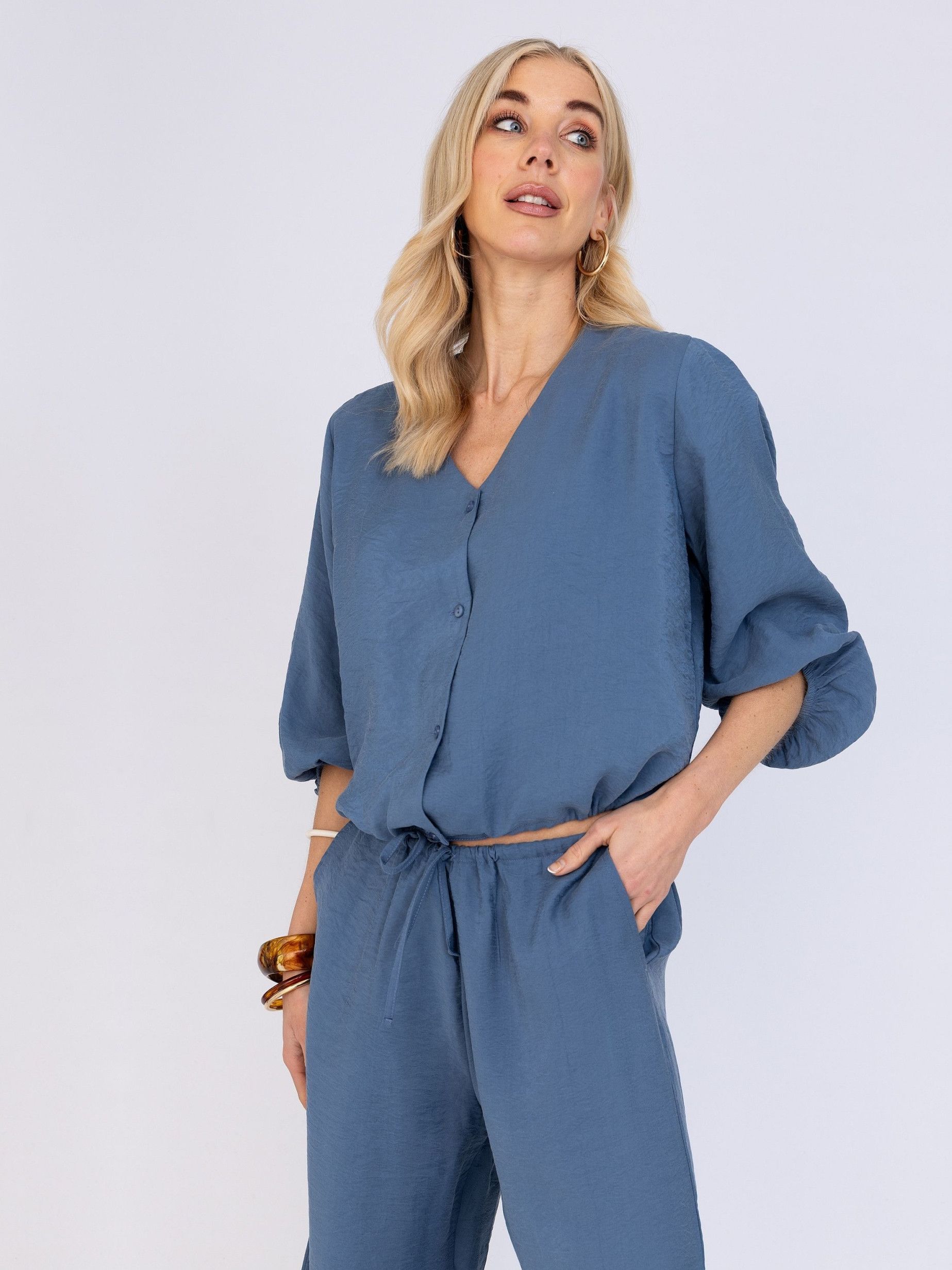 ANNA VAN TOOR - BLOUSE - Blauw