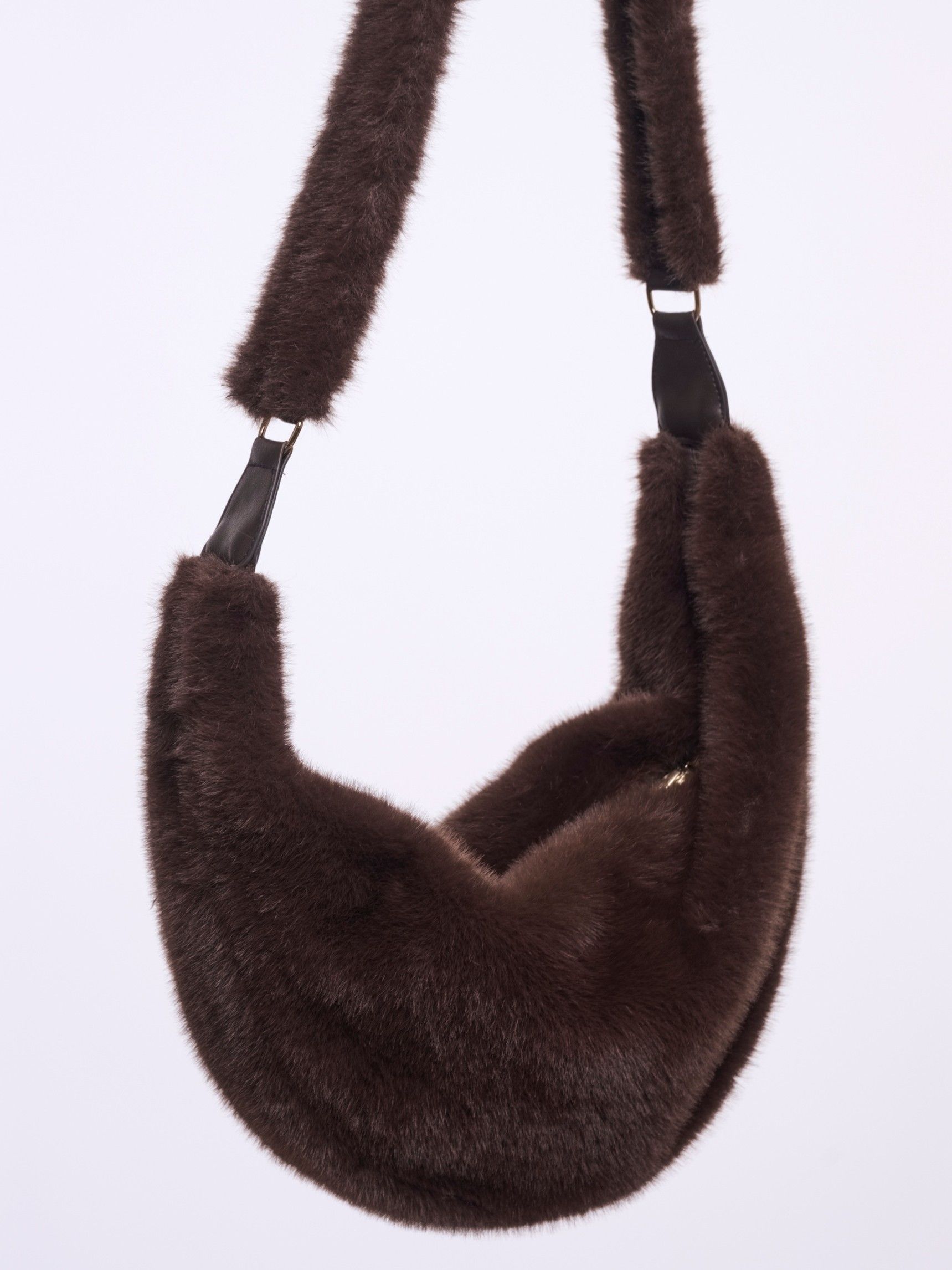 RINO EN PELLE - TAS - Bruin
