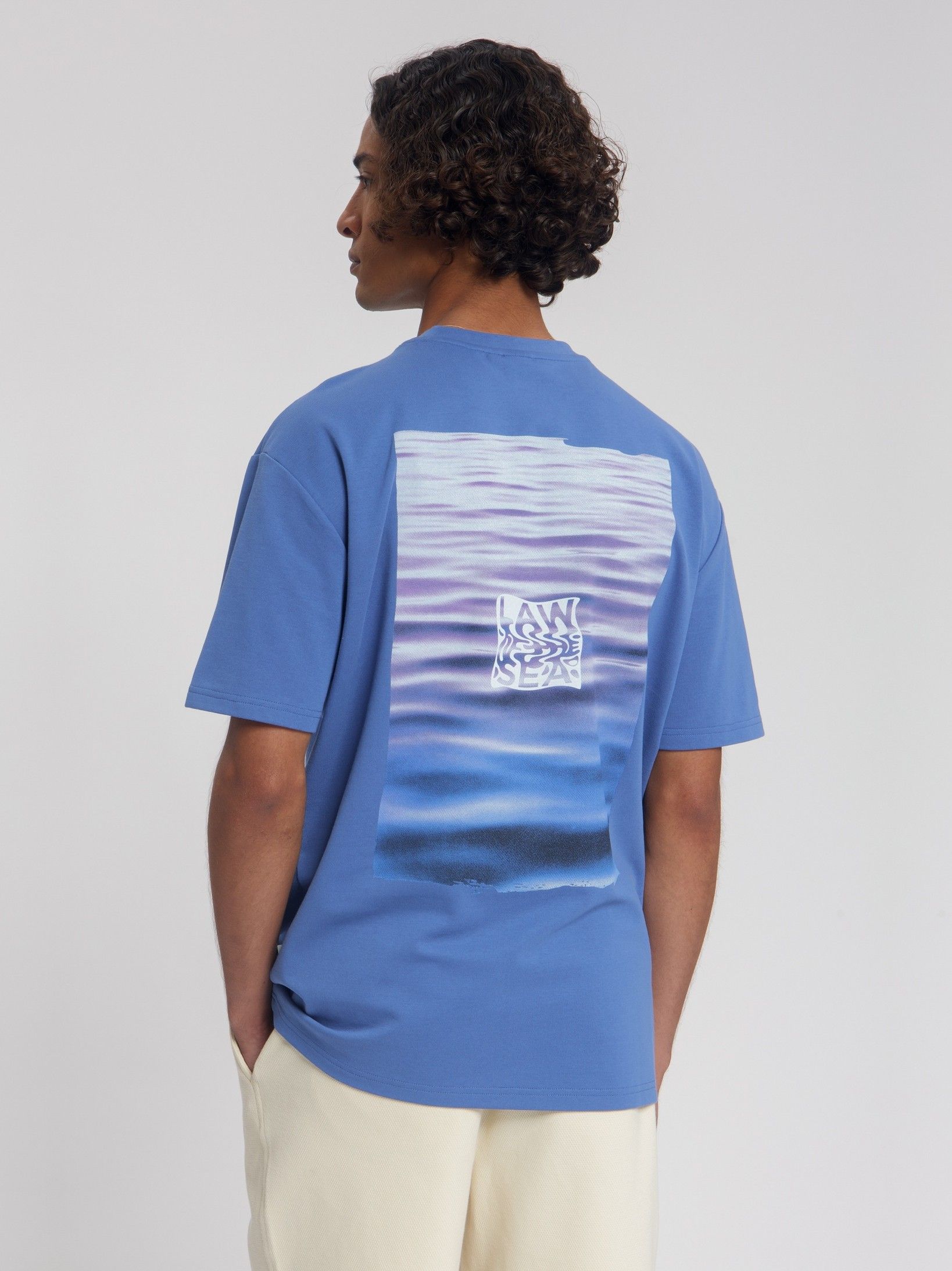 LAW OF THE SEA - TSHIRT - Blauw