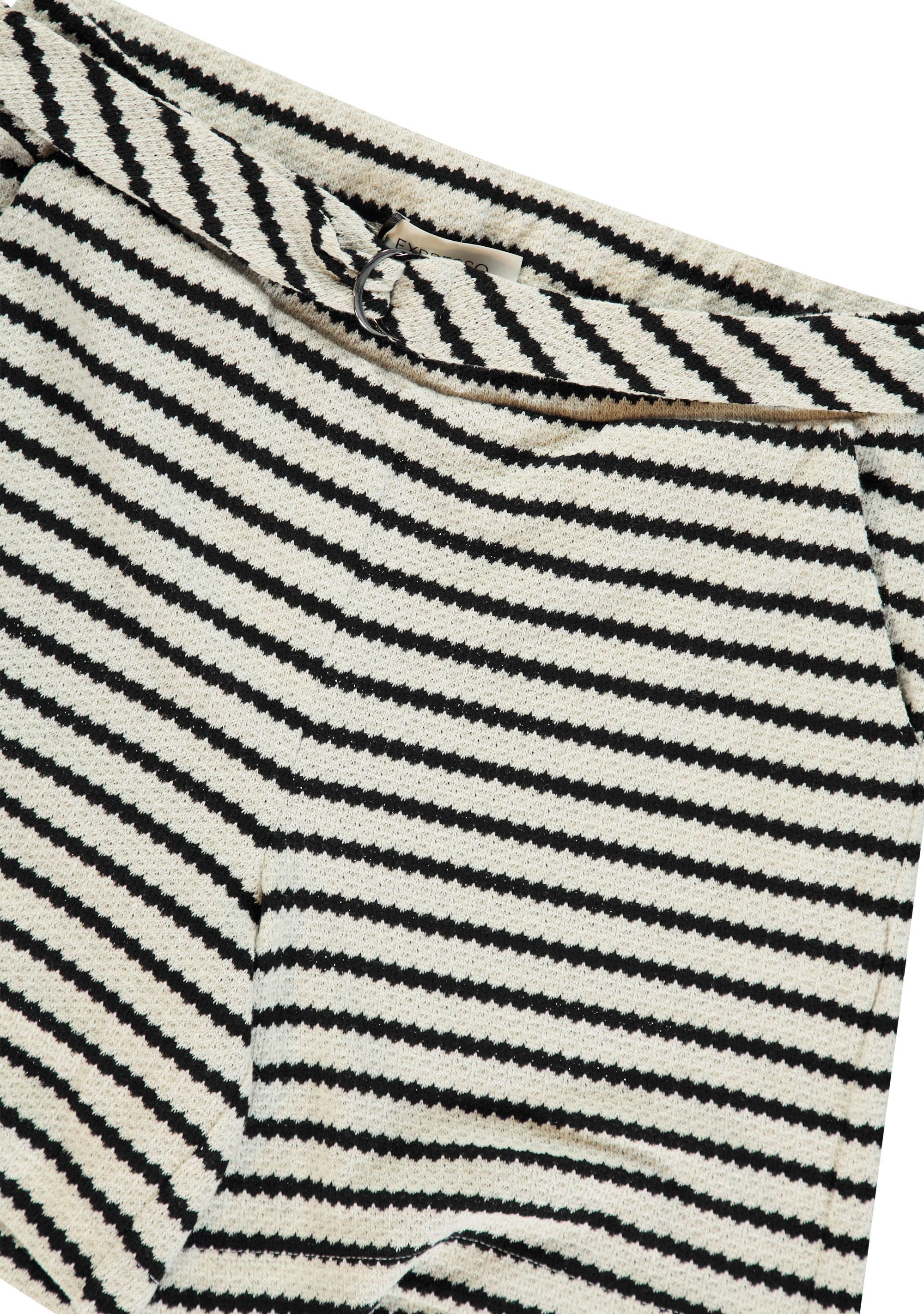 EXPRESSO - SHORT - Zwart