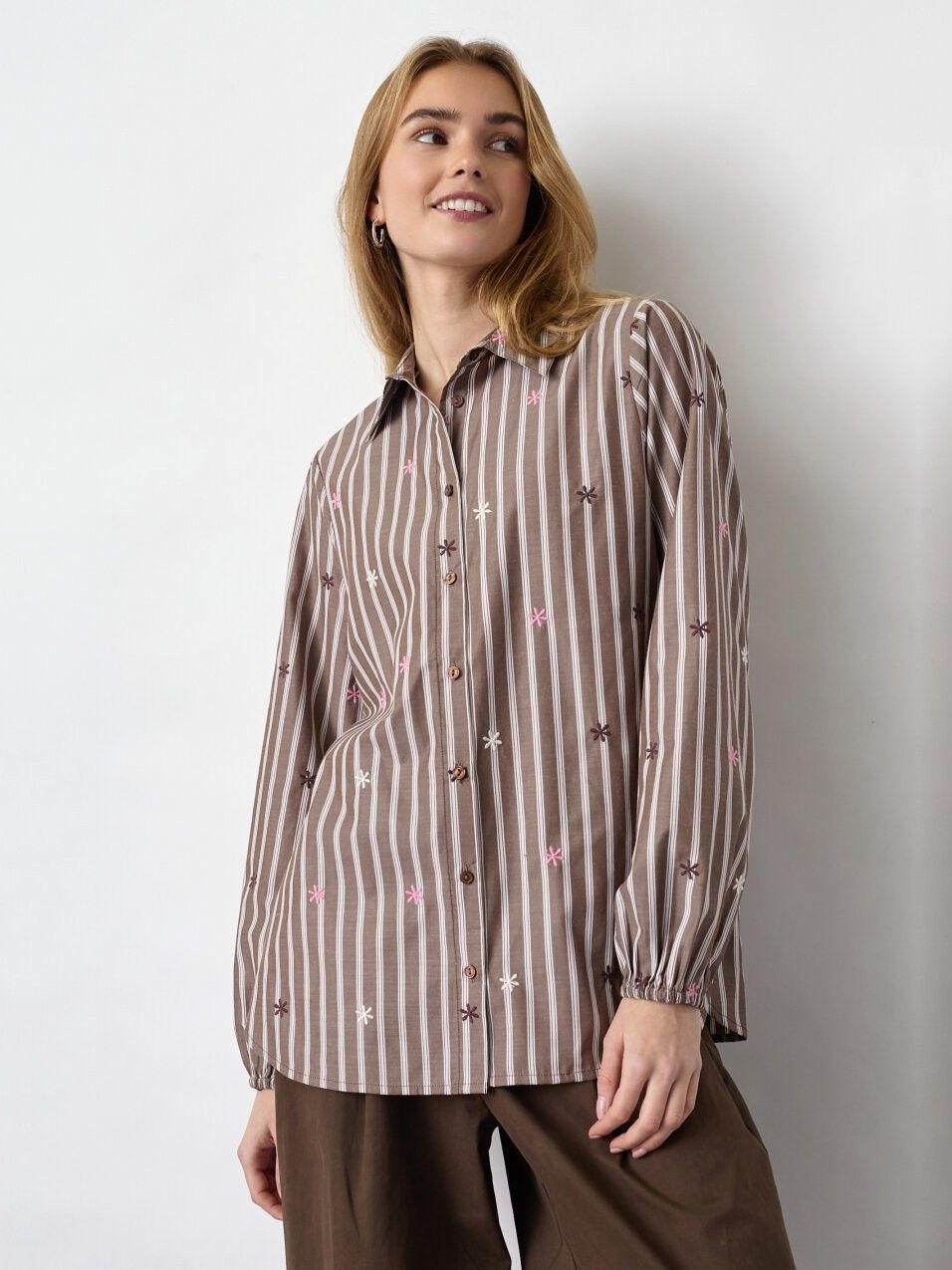 SISTERS POINT - BLOUSE - Bruin