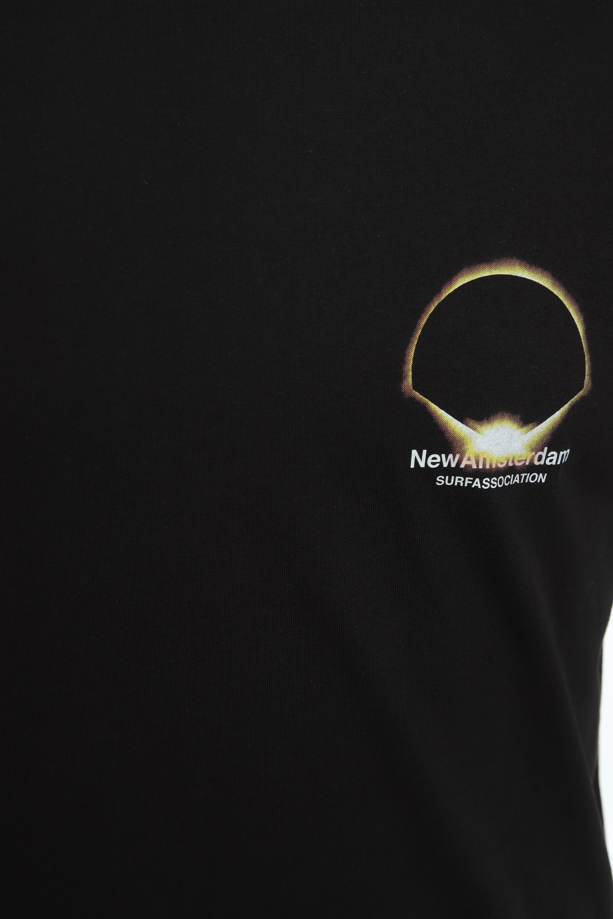 NEW AMSTERDAM SURF ASSOCIATION - TSHIRT - Zwart