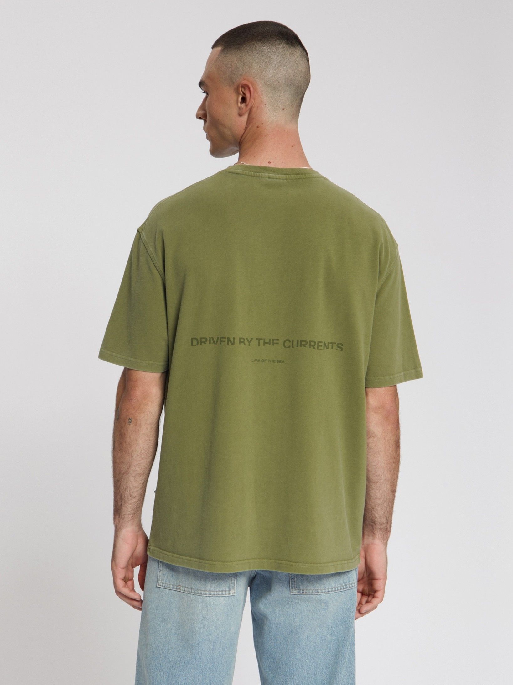 LAW OF THE SEA - TSHIRT - Groen