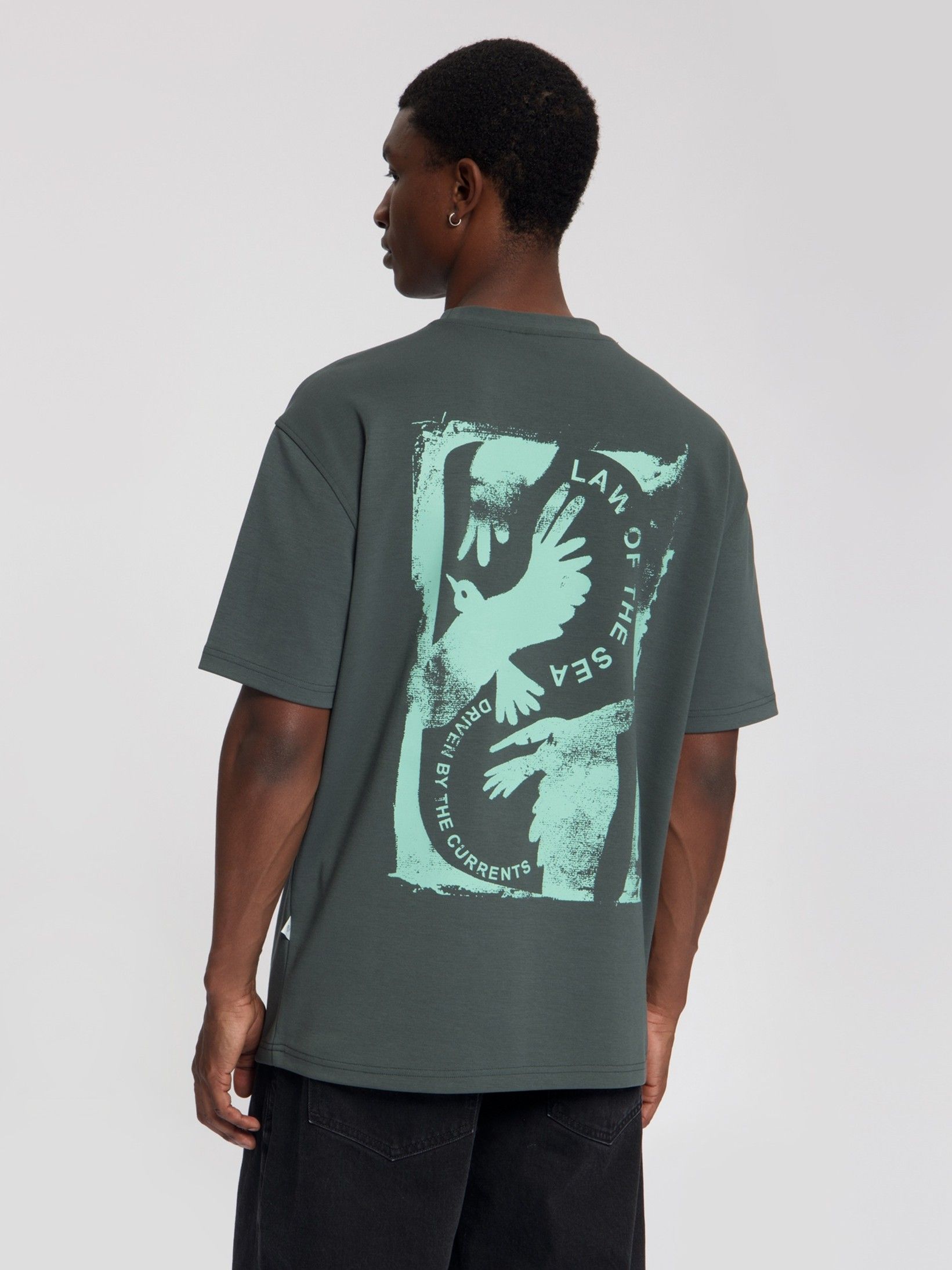 LAW OF THE SEA - TSHIRT - Groen
