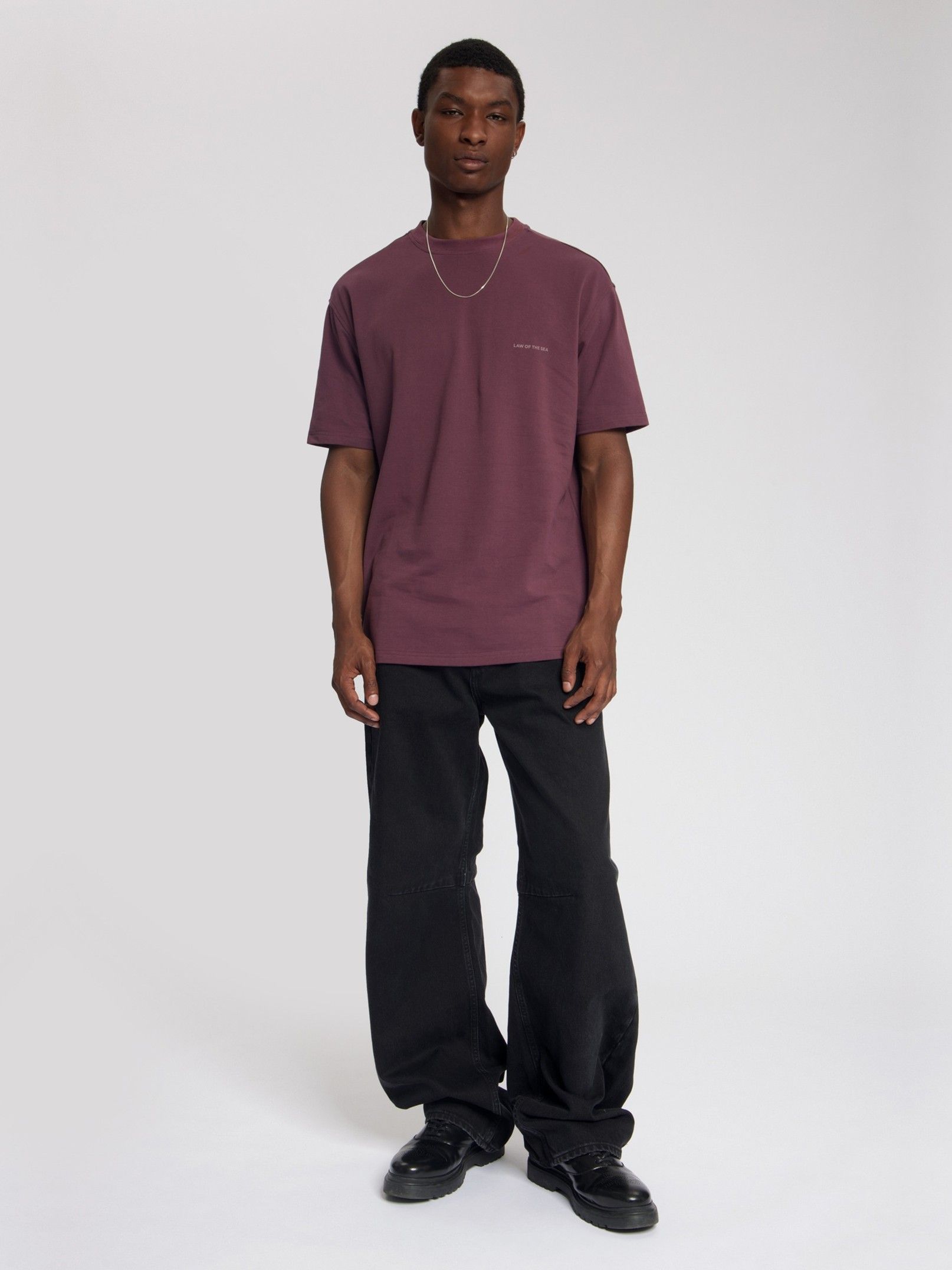LAW OF THE SEA - TSHIRT - Paars