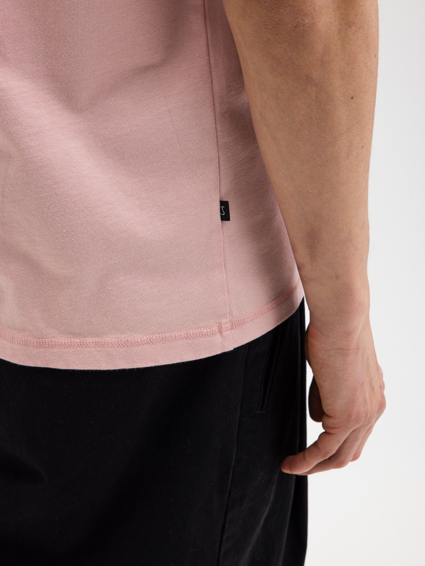 BUTCHER OF BLUE - TSHIRT - Roze