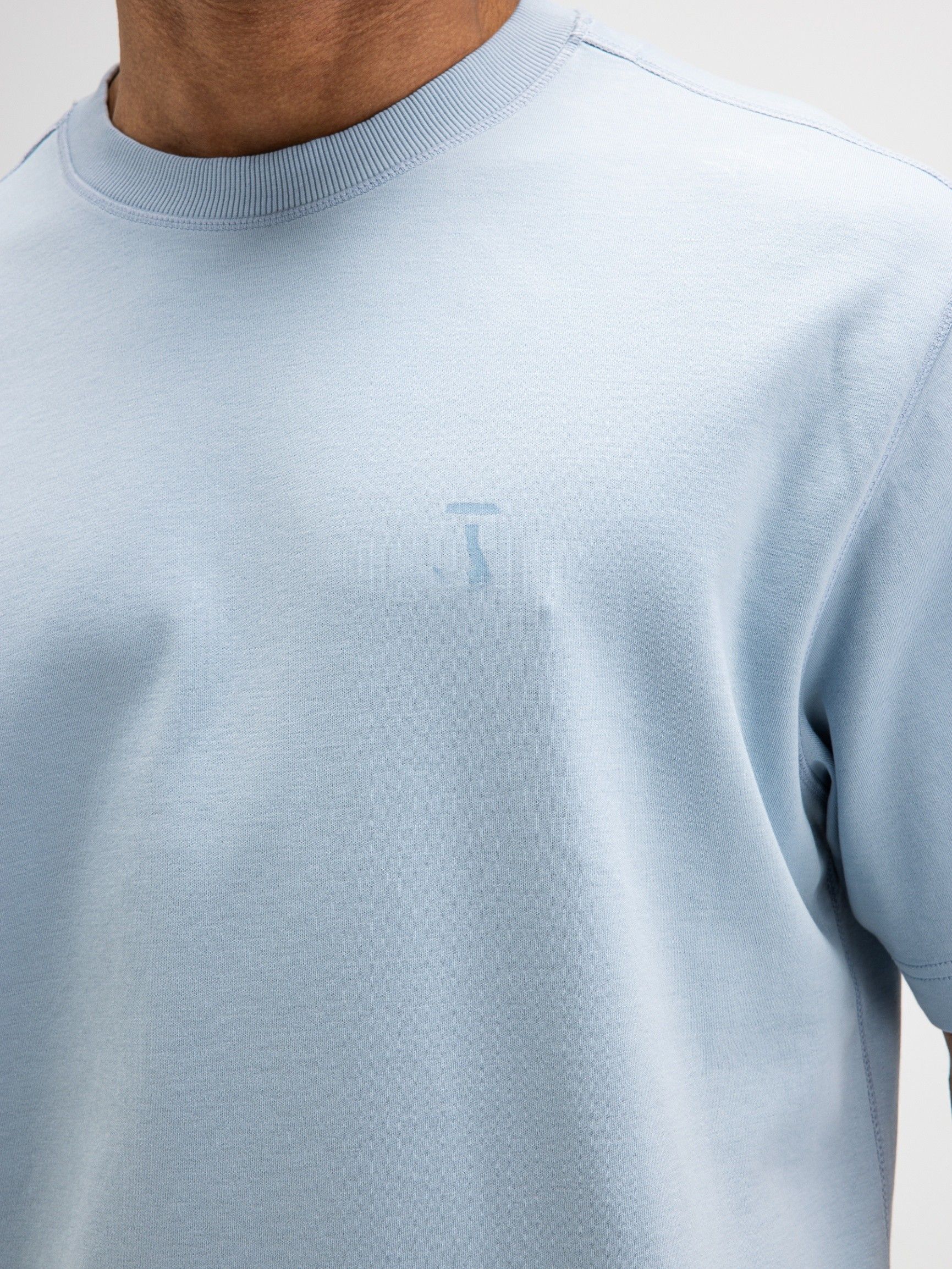 BUTCHER OF BLUE - TSHIRT - Blauw