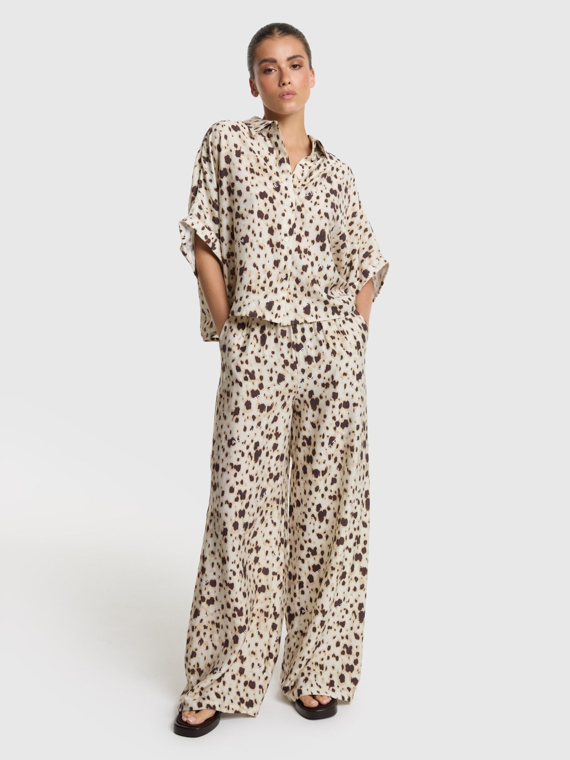 ALIX THE LABEL - BLOUSE - Bruin