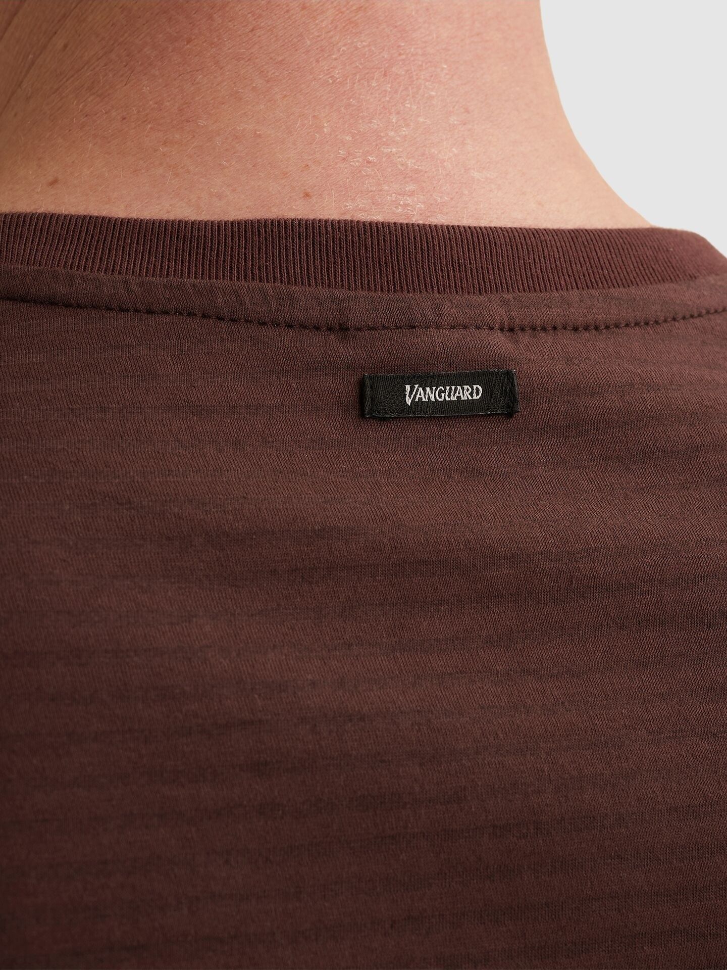 VANGUARD - TSHIRT - Paars