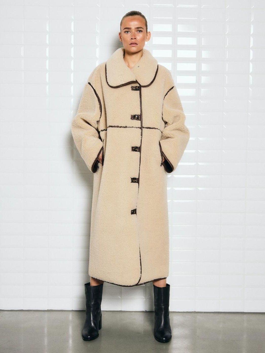 WITH BLACK - JAS - Beige