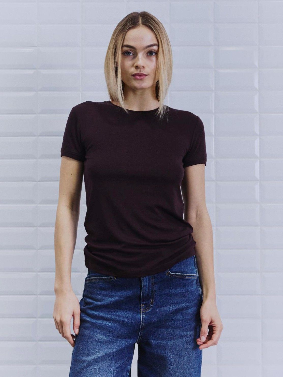 WITH BLACK - SHIRT - Rood