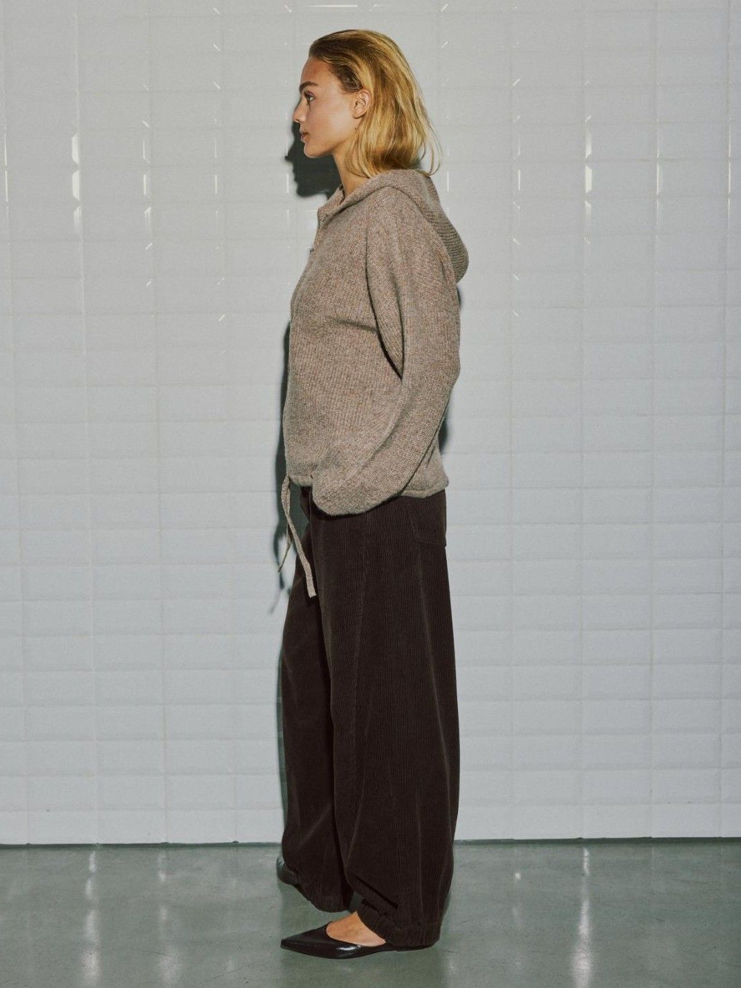 WITH BLACK - VEST - Beige