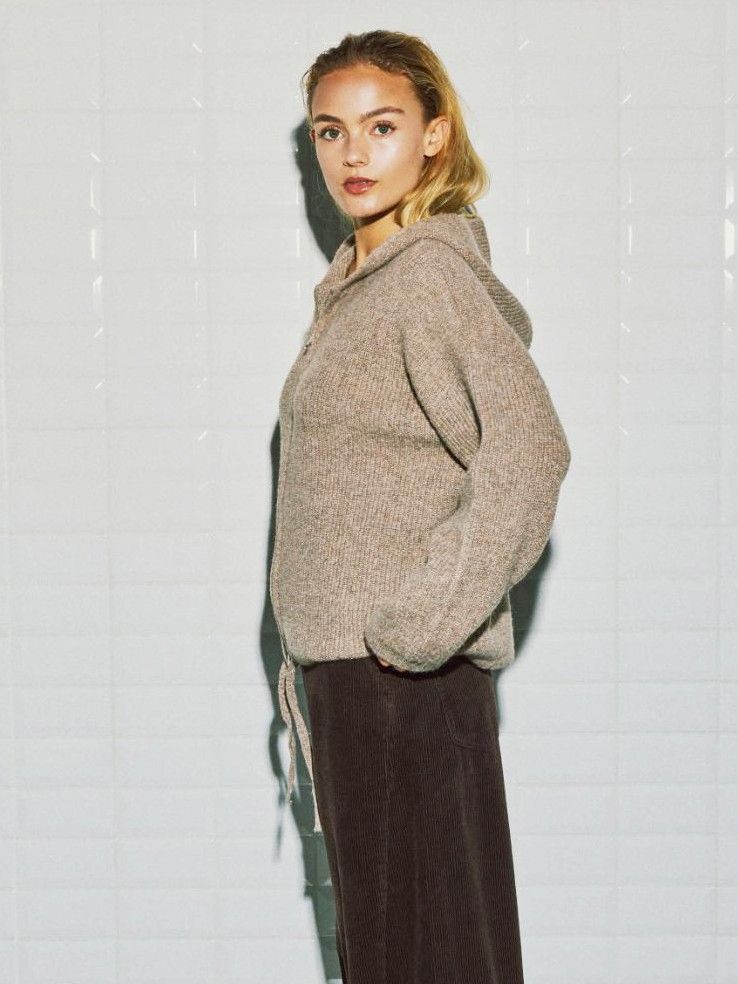 WITH BLACK - VEST - Beige
