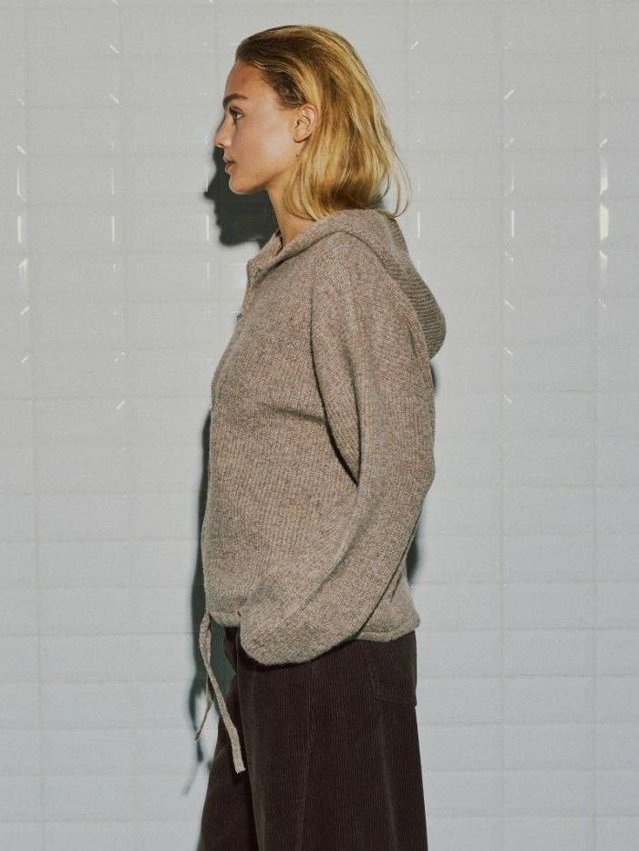 WITH BLACK - VEST - Beige