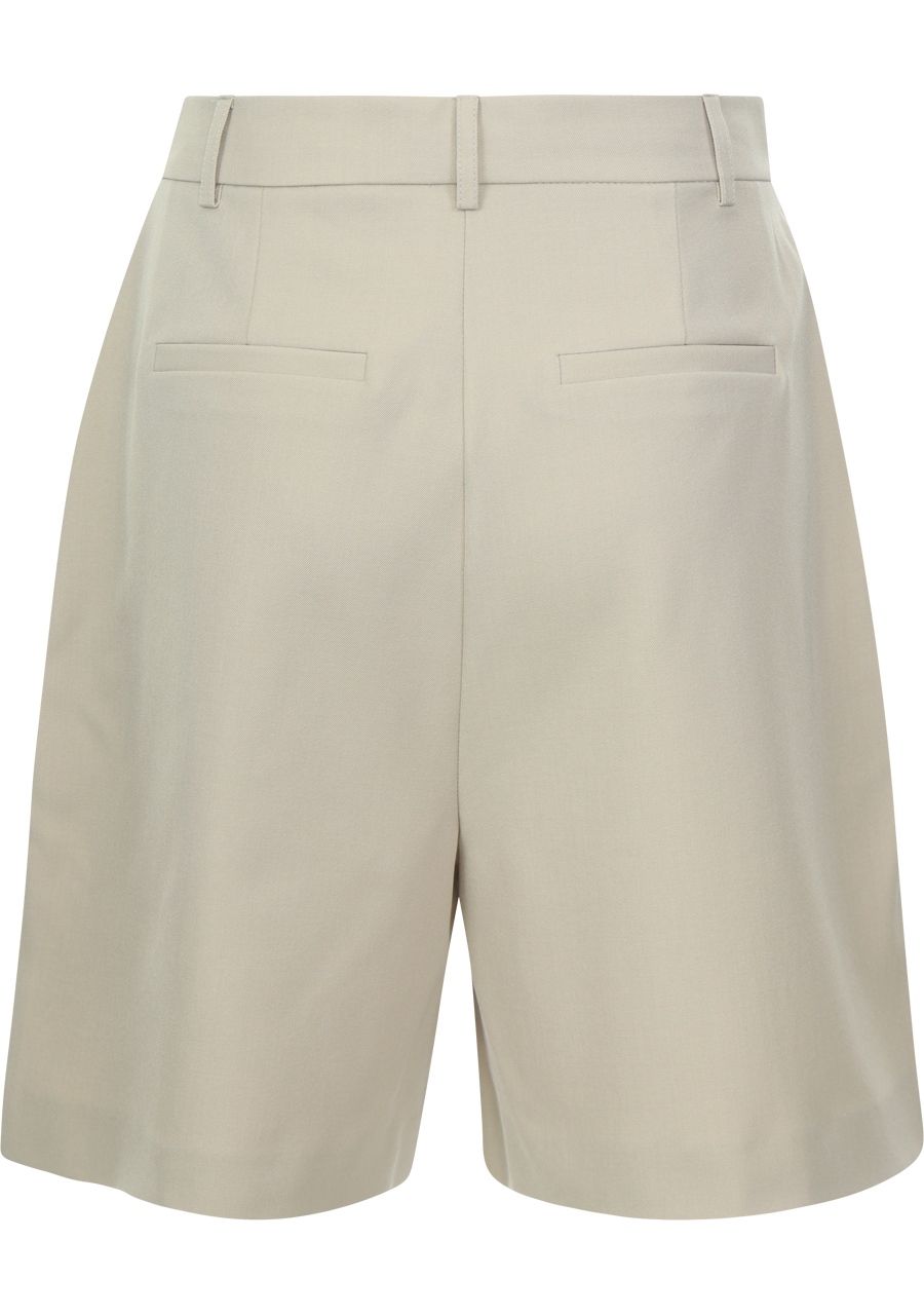 ANNA VAN TOOR BERMUDA