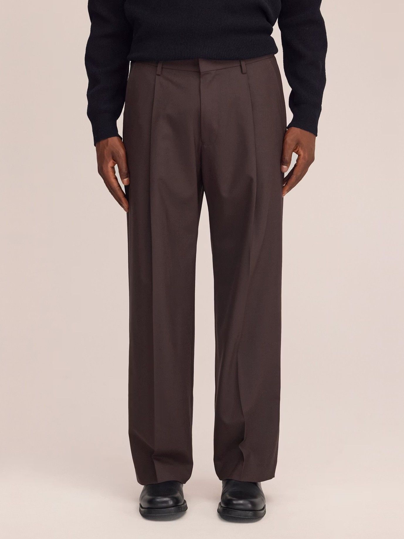 NN07 - BROEK - Bruin