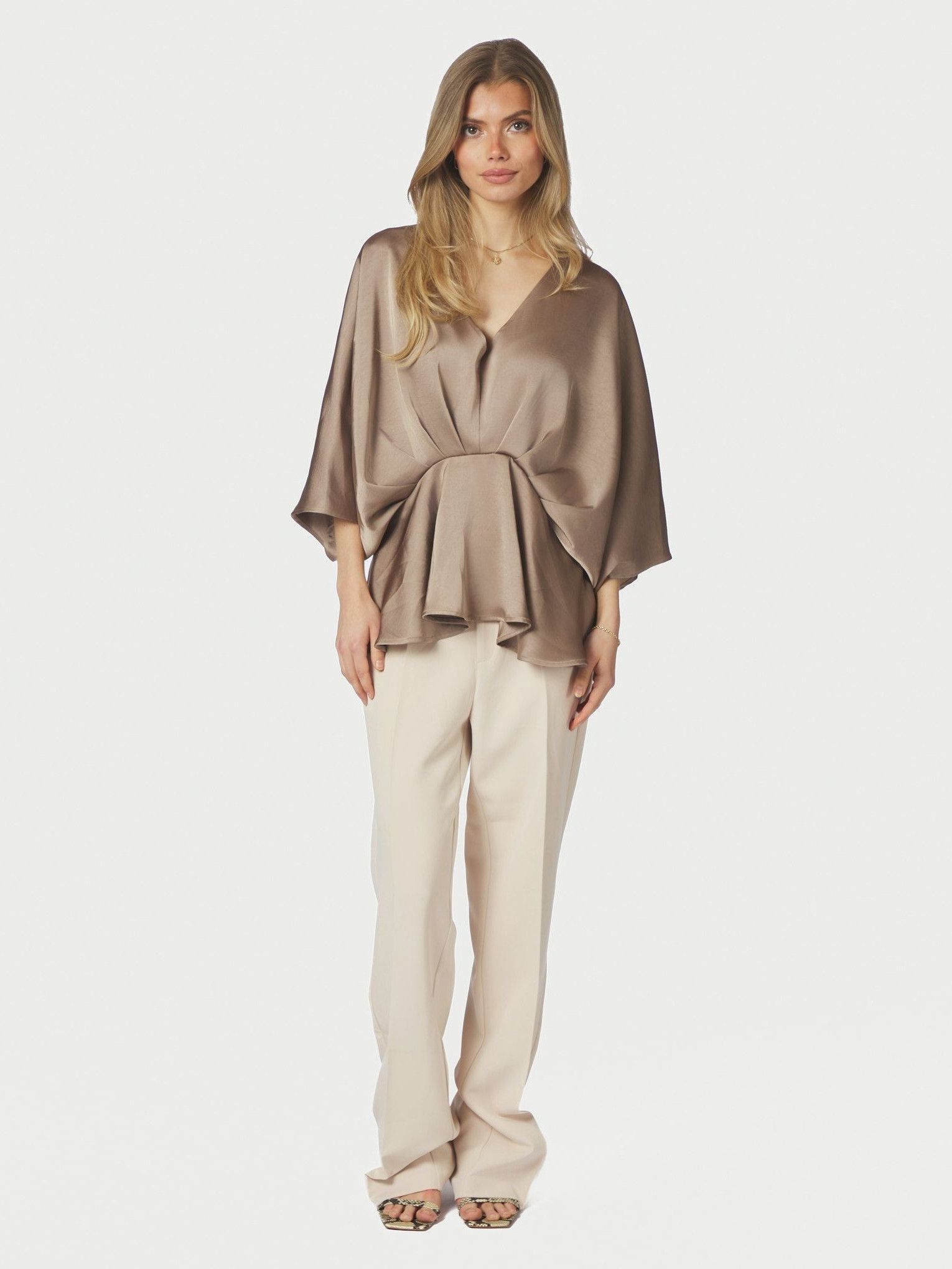 NEO NOIR BLOUSE