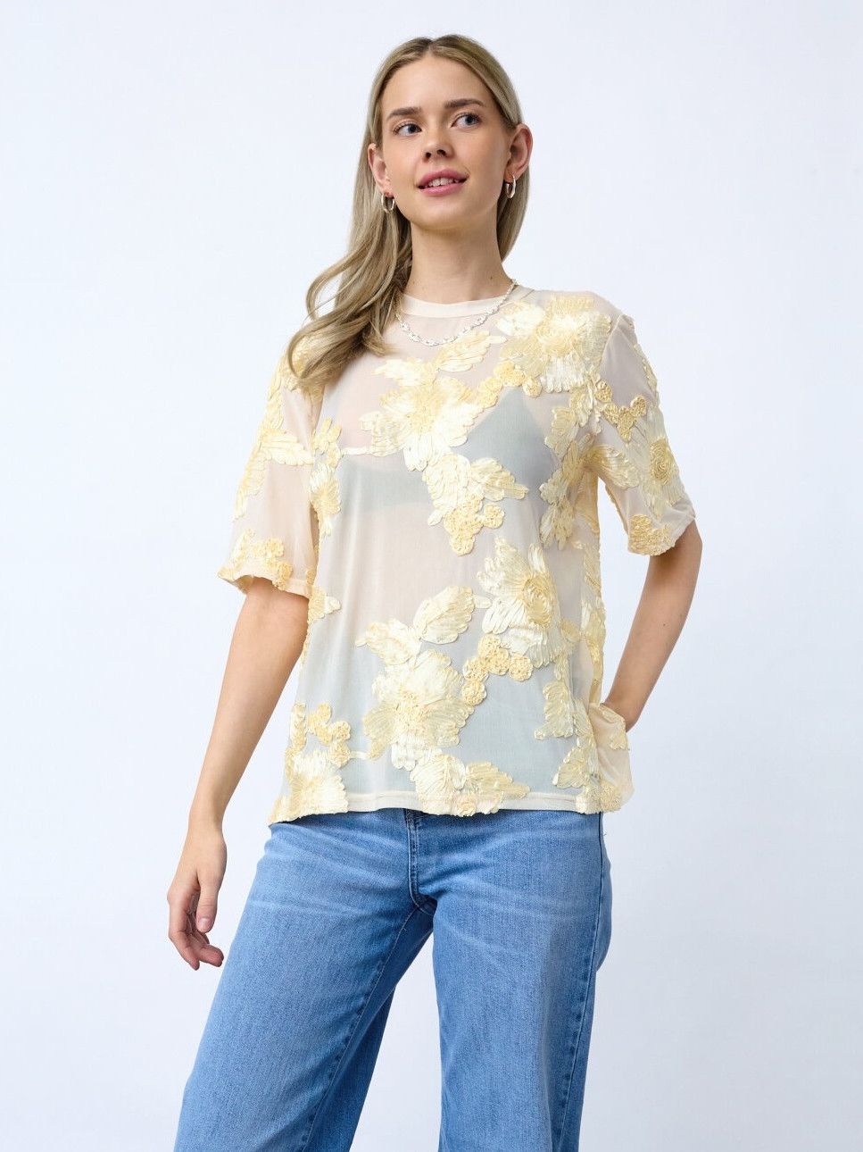 SISTERS POINT SHIRT