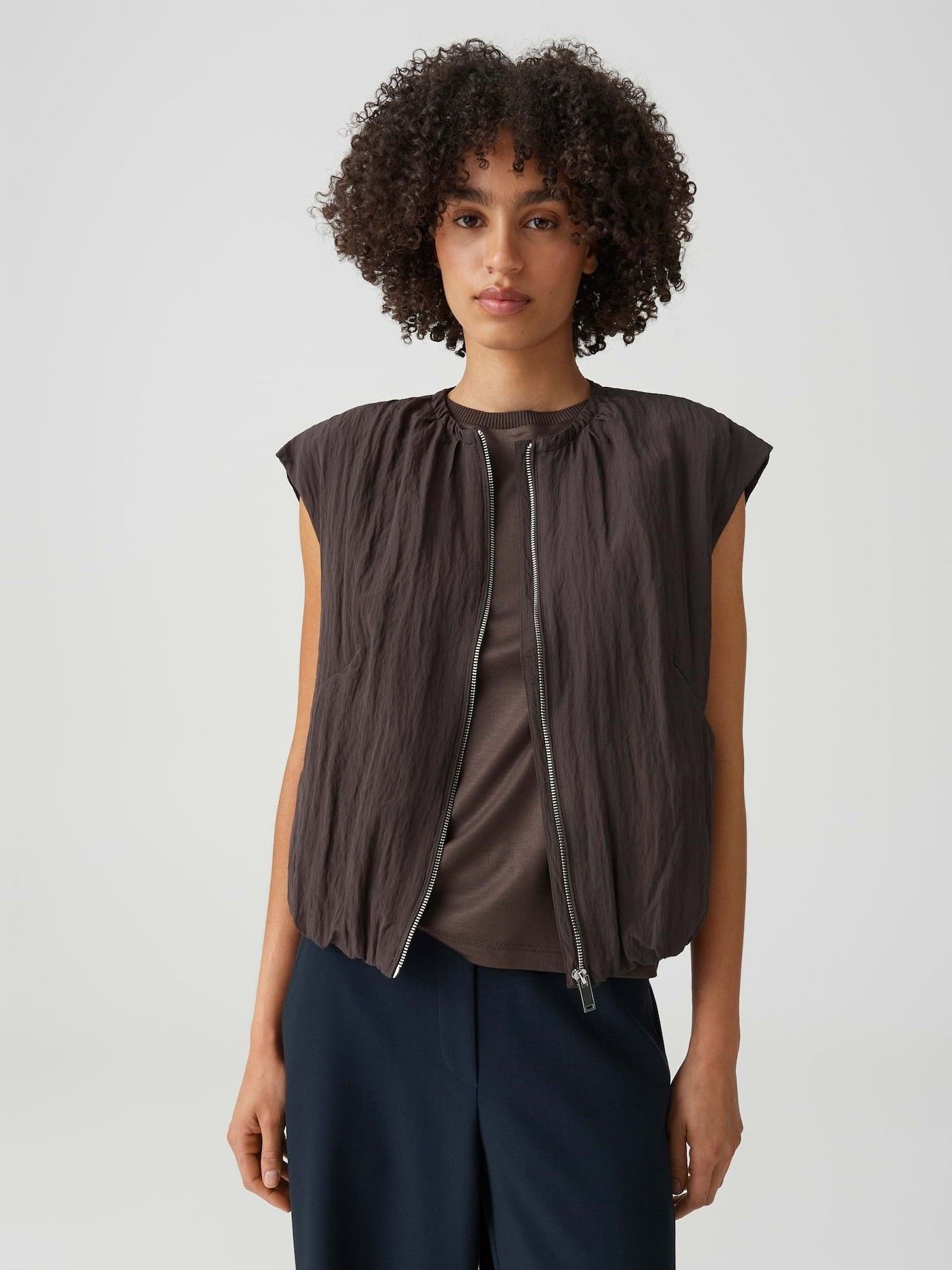 OPUS - GILET - Bruin