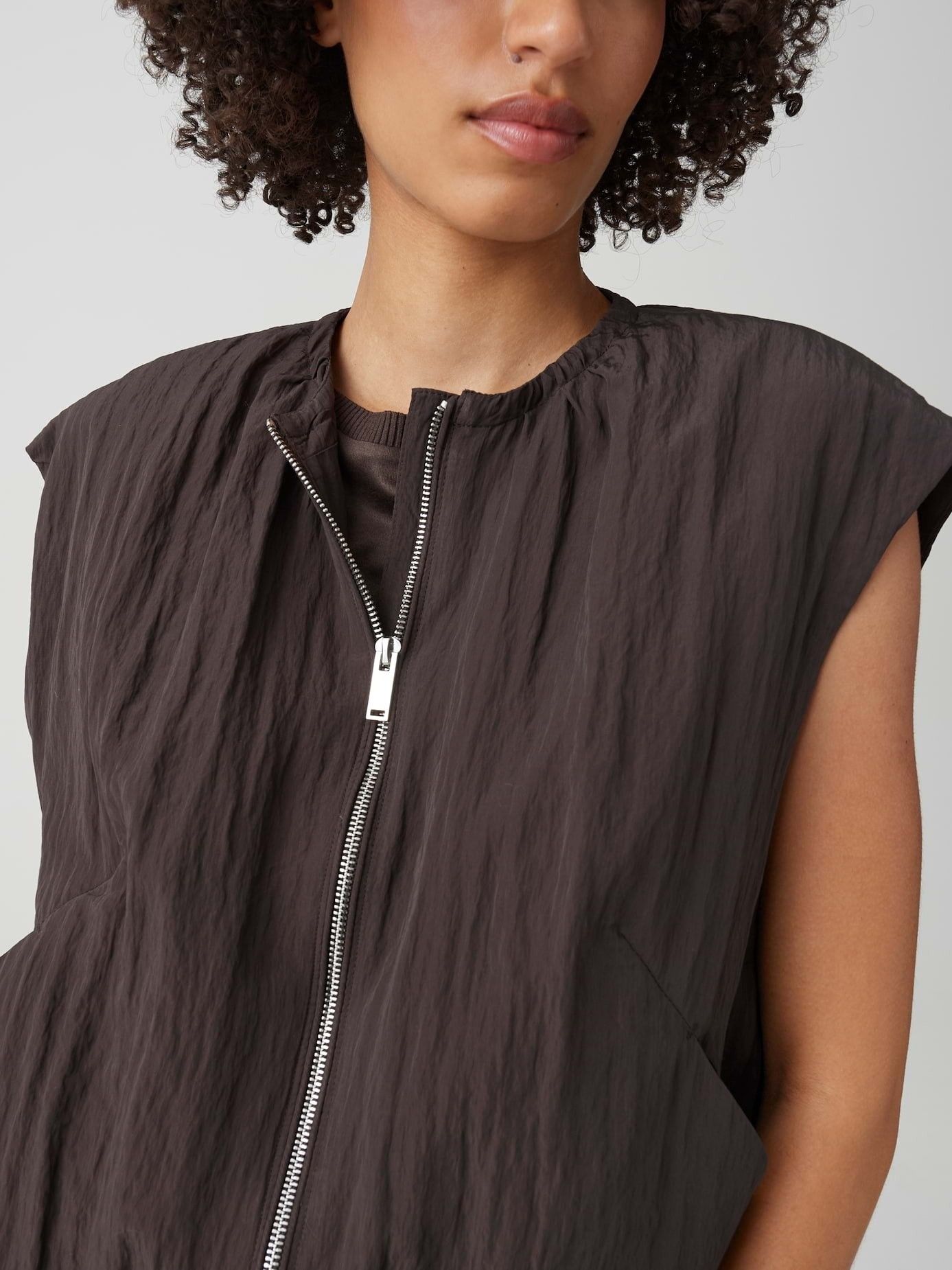 OPUS - GILET - Bruin