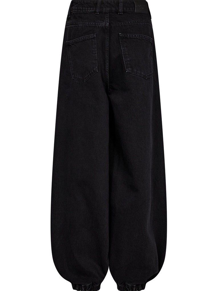 HAUTE L'AMITIÉ - SHORT - Zwart