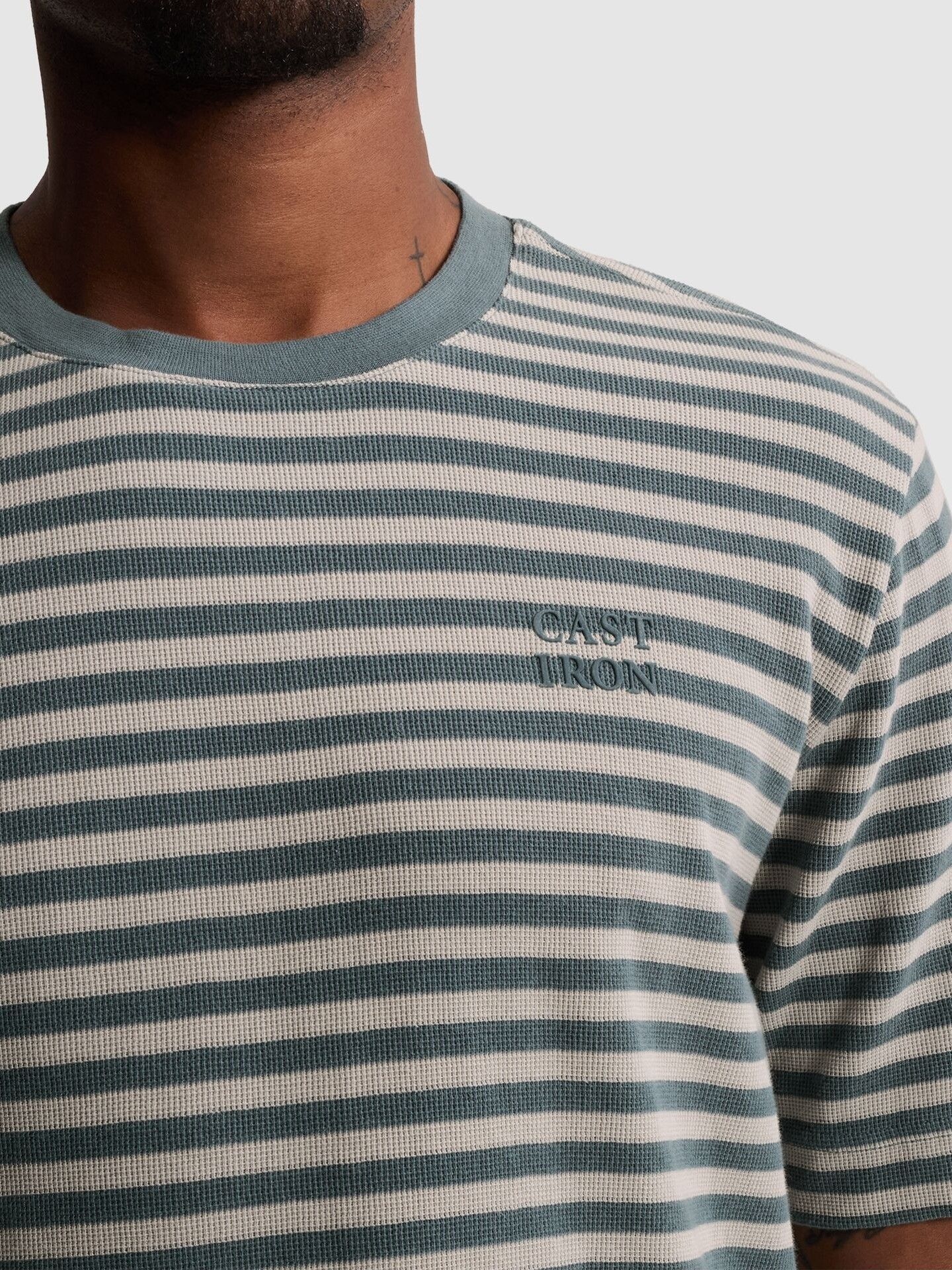 CAST IRON - TSHIRT - Blauw