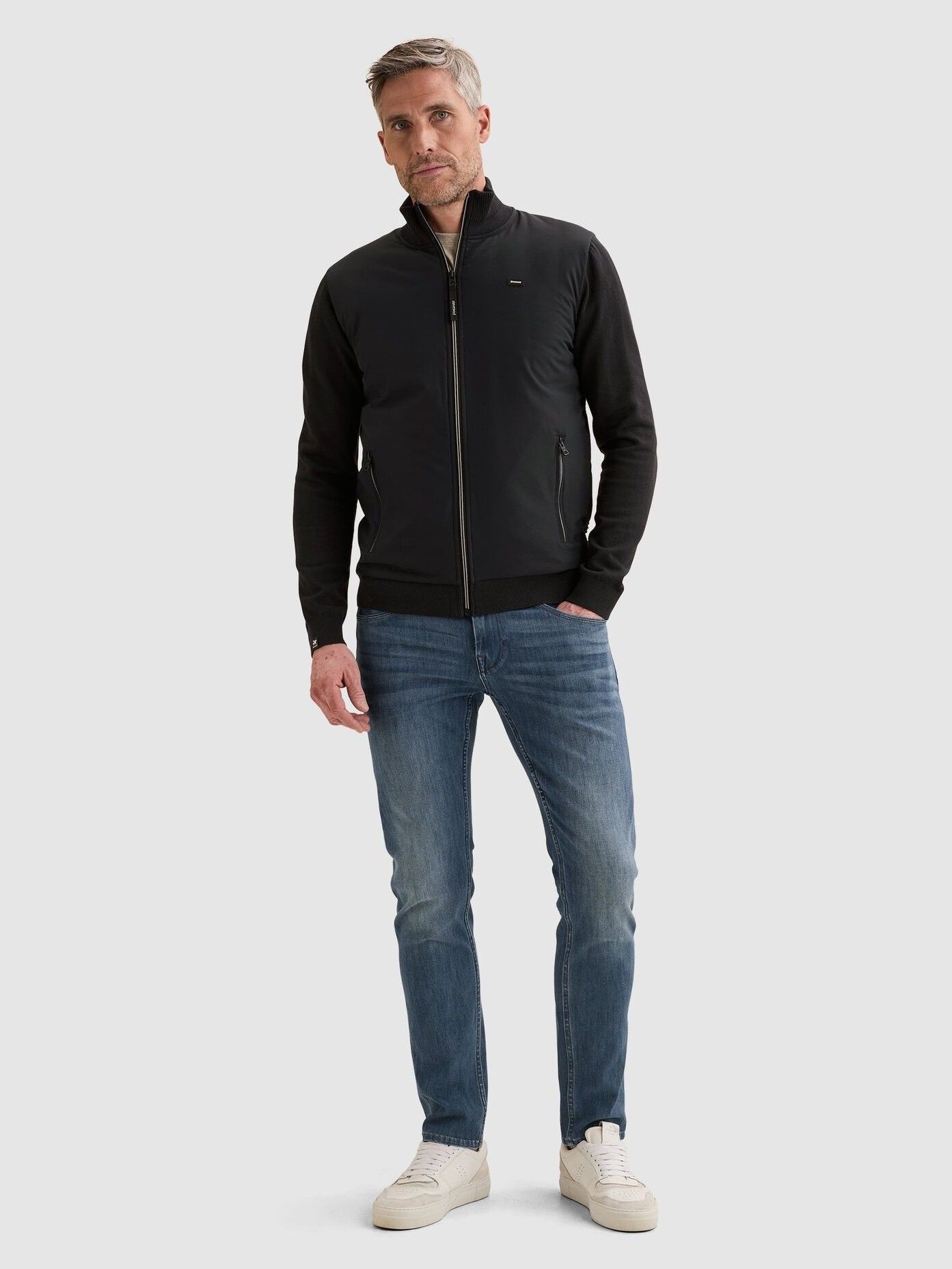 VANGUARD - JAS - Blauw