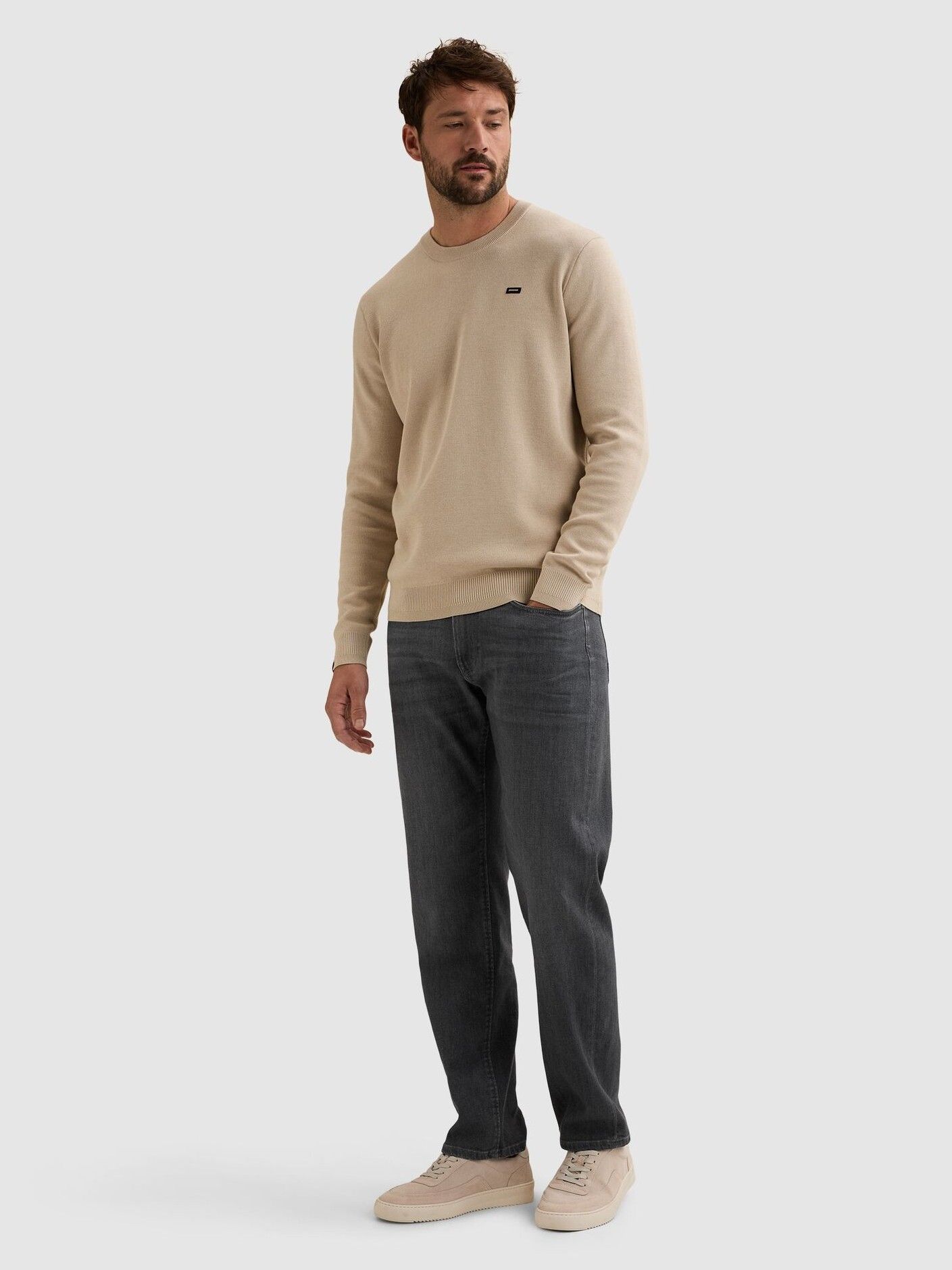 VANGUARD - TRUI - Beige