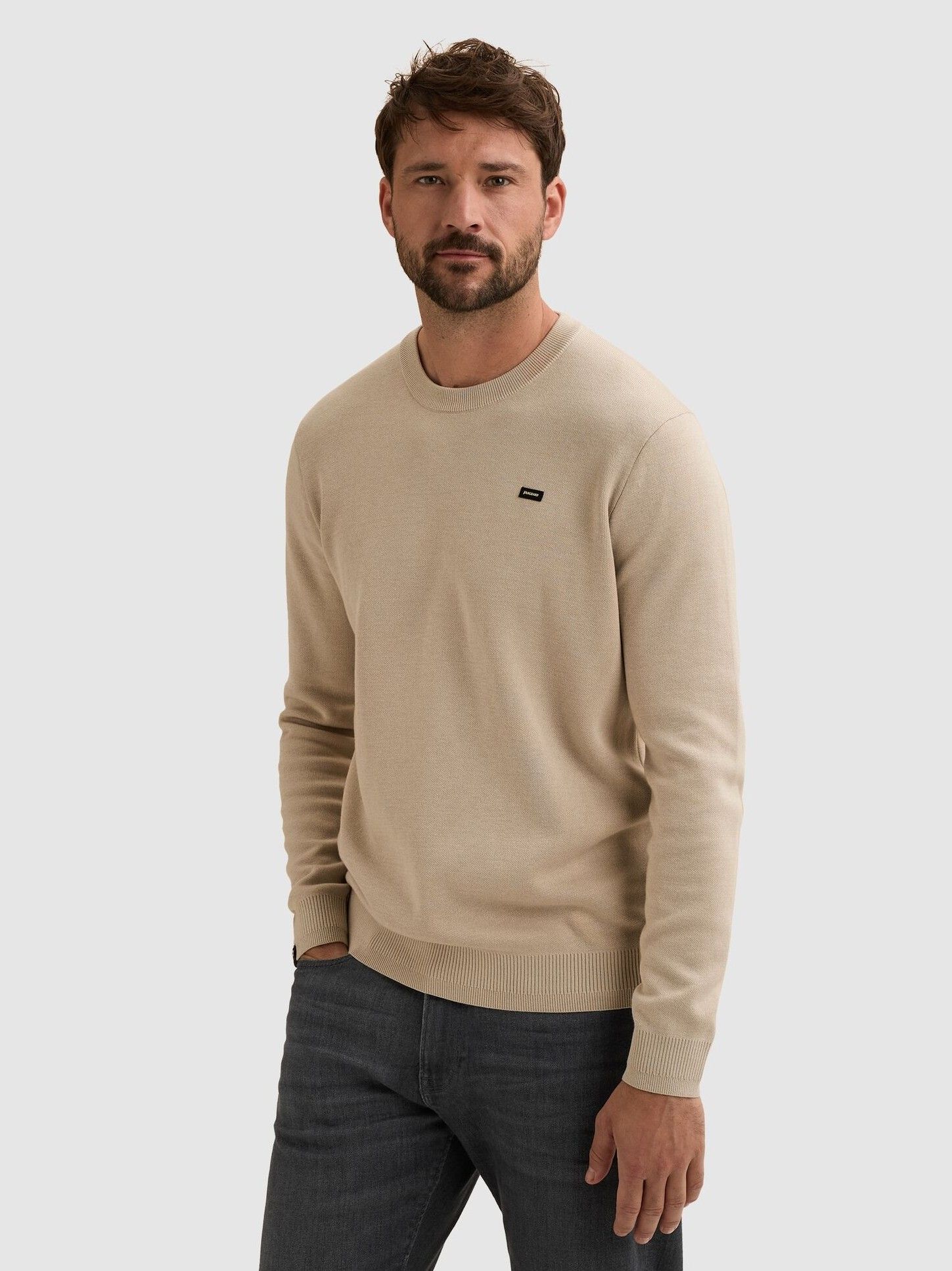 VANGUARD - TRUI - Beige