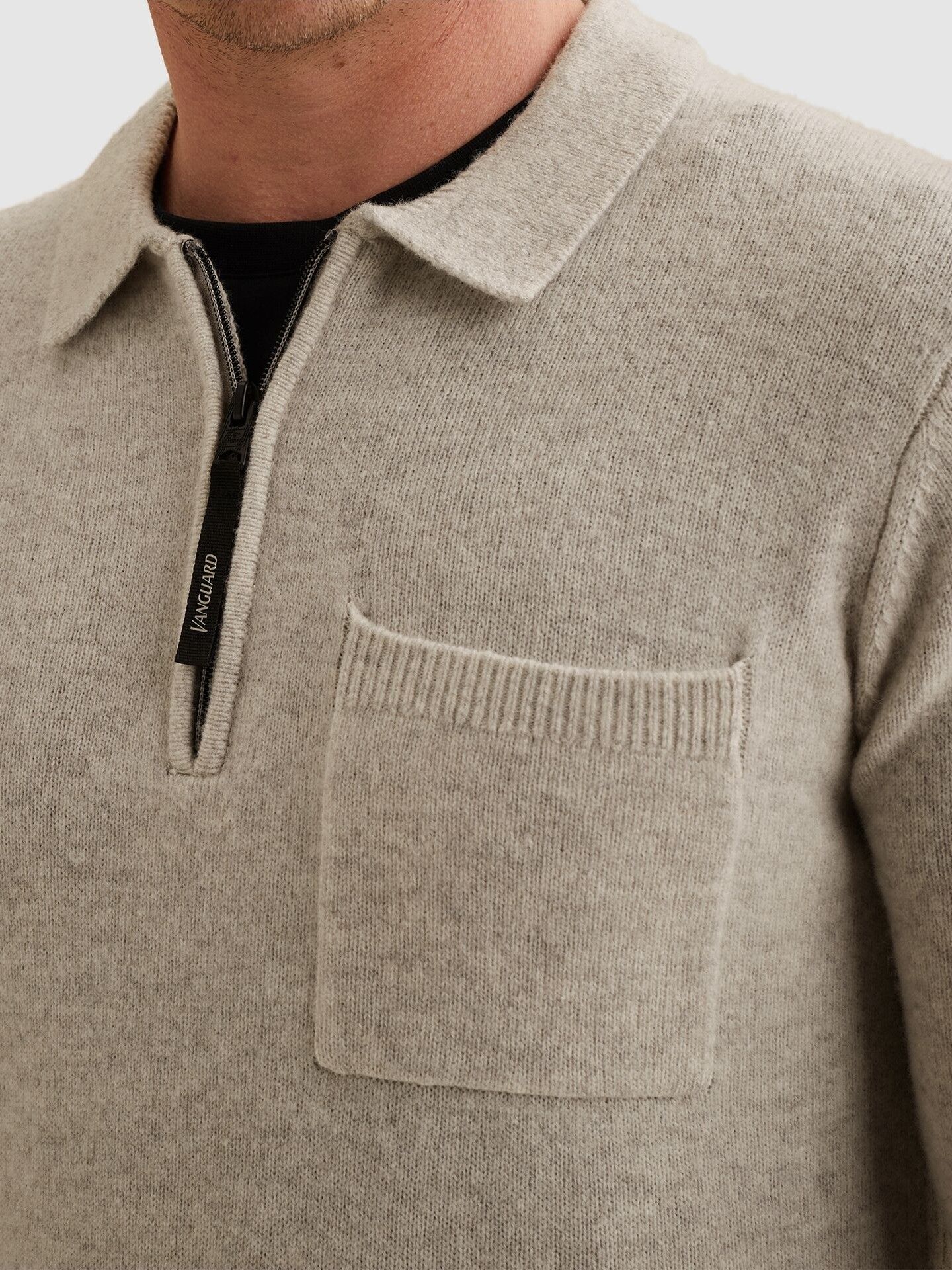 VANGUARD - TRUI - Beige