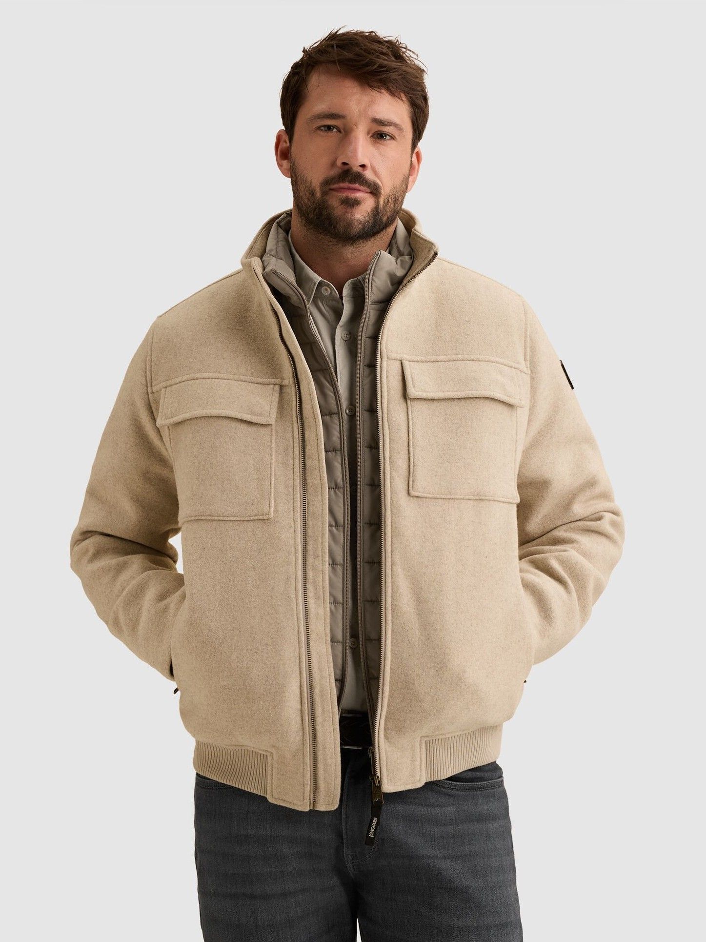 VANGUARD - JAS - Beige