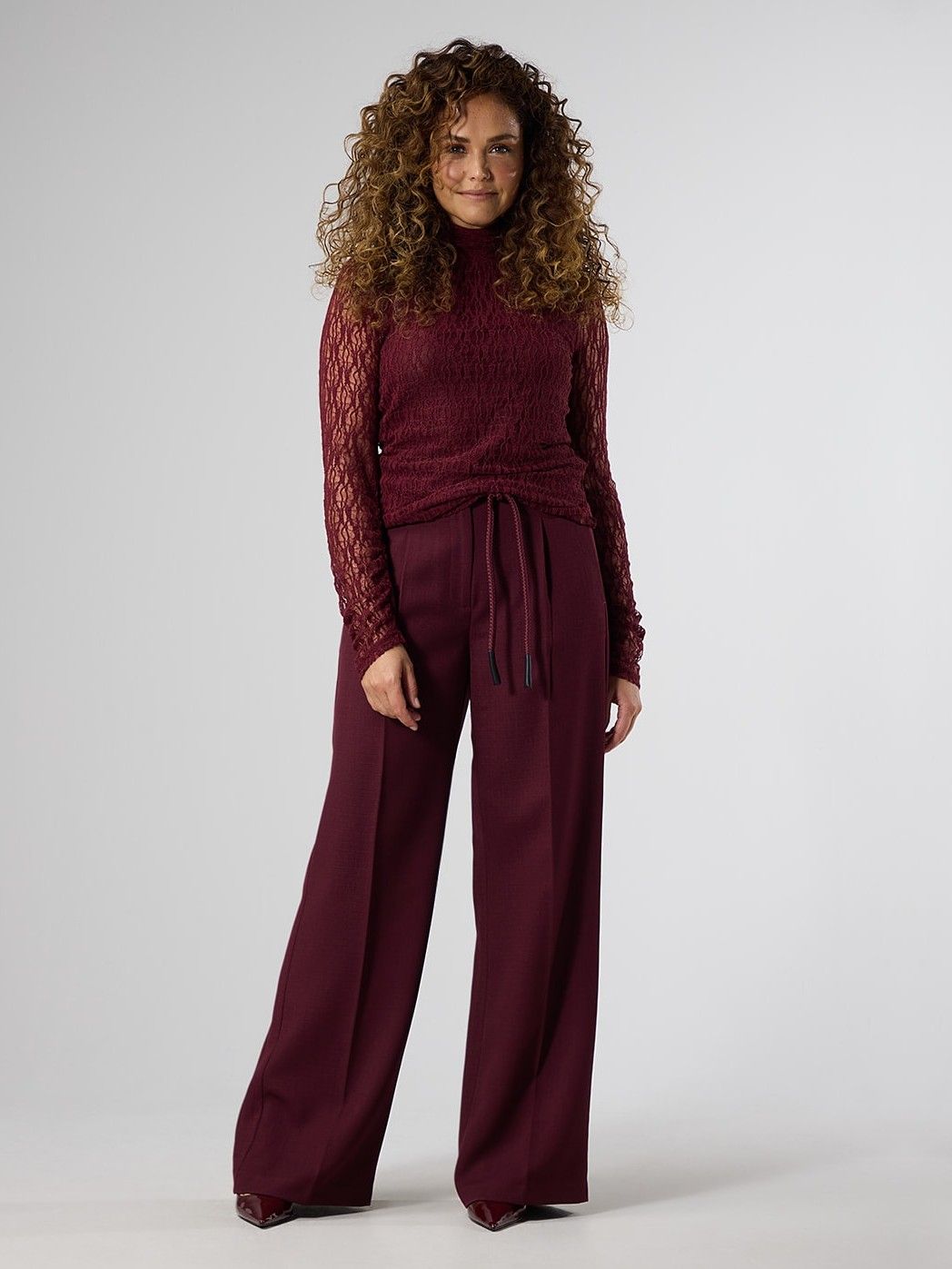 LABEL DOT - SHIRT - Rood