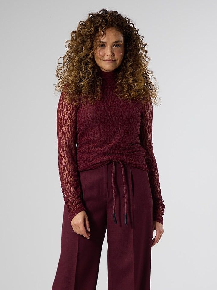 LABEL DOT - SHIRT - Rood