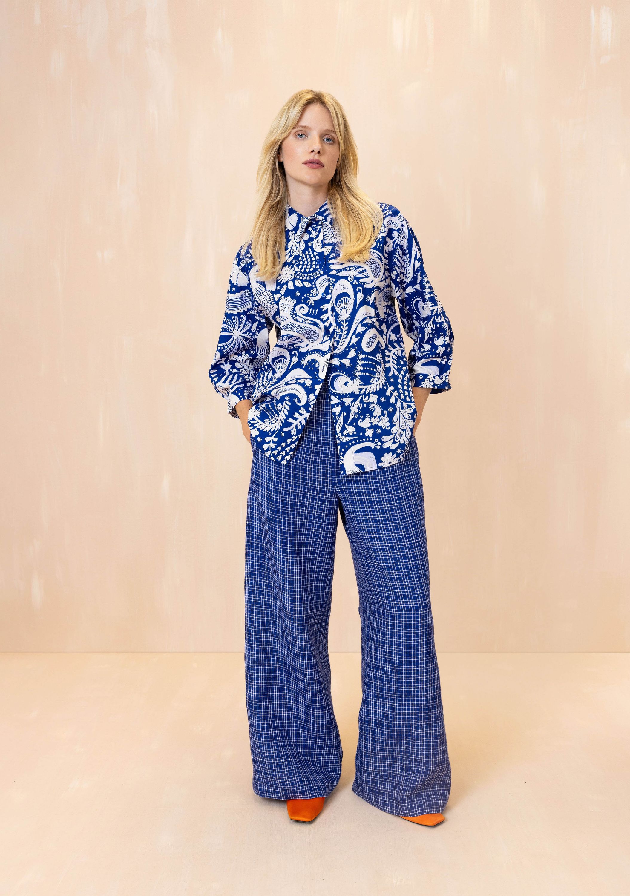 OILILY BLOUSE