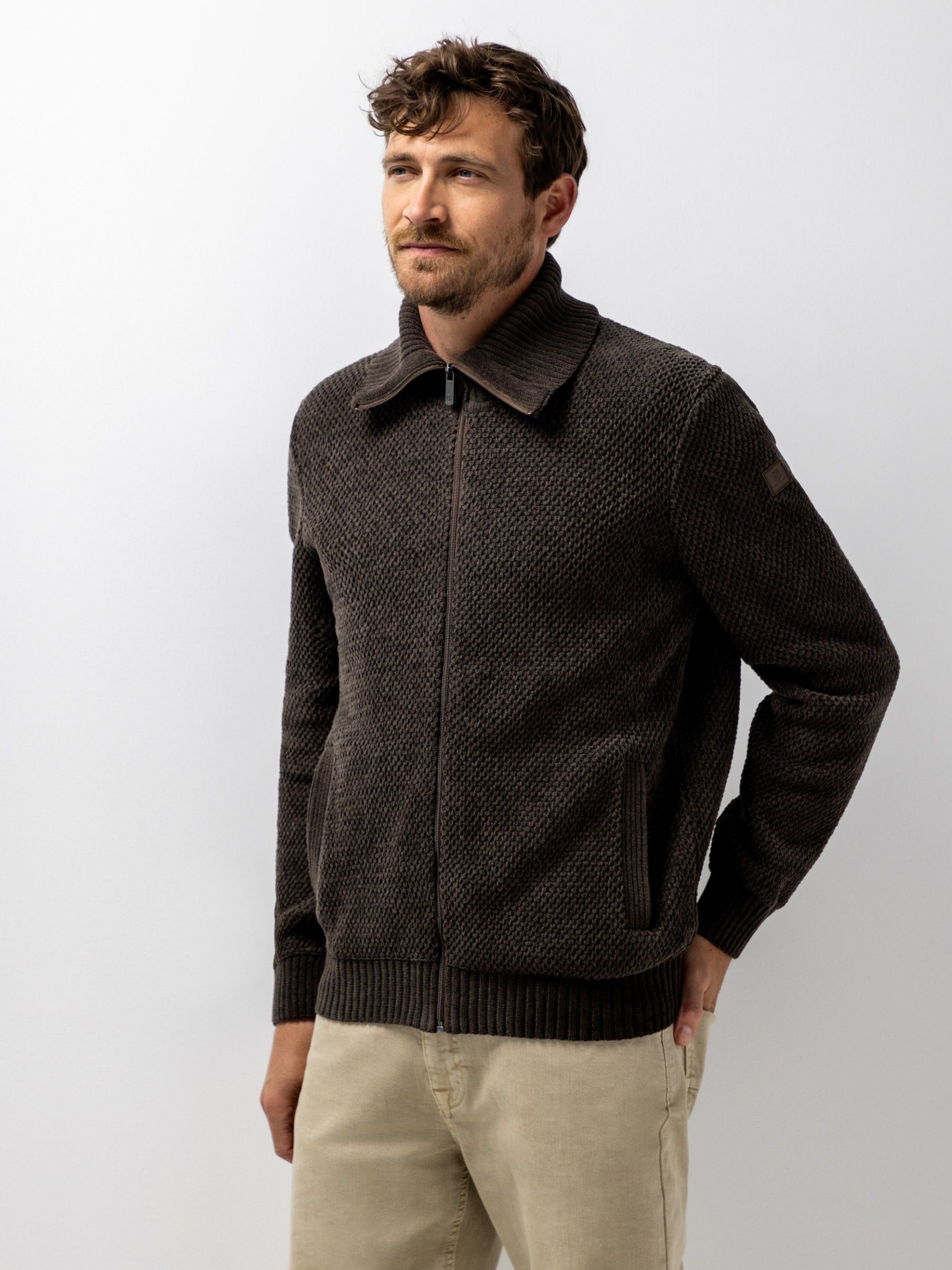 STATE OF ART - VEST - Bruin