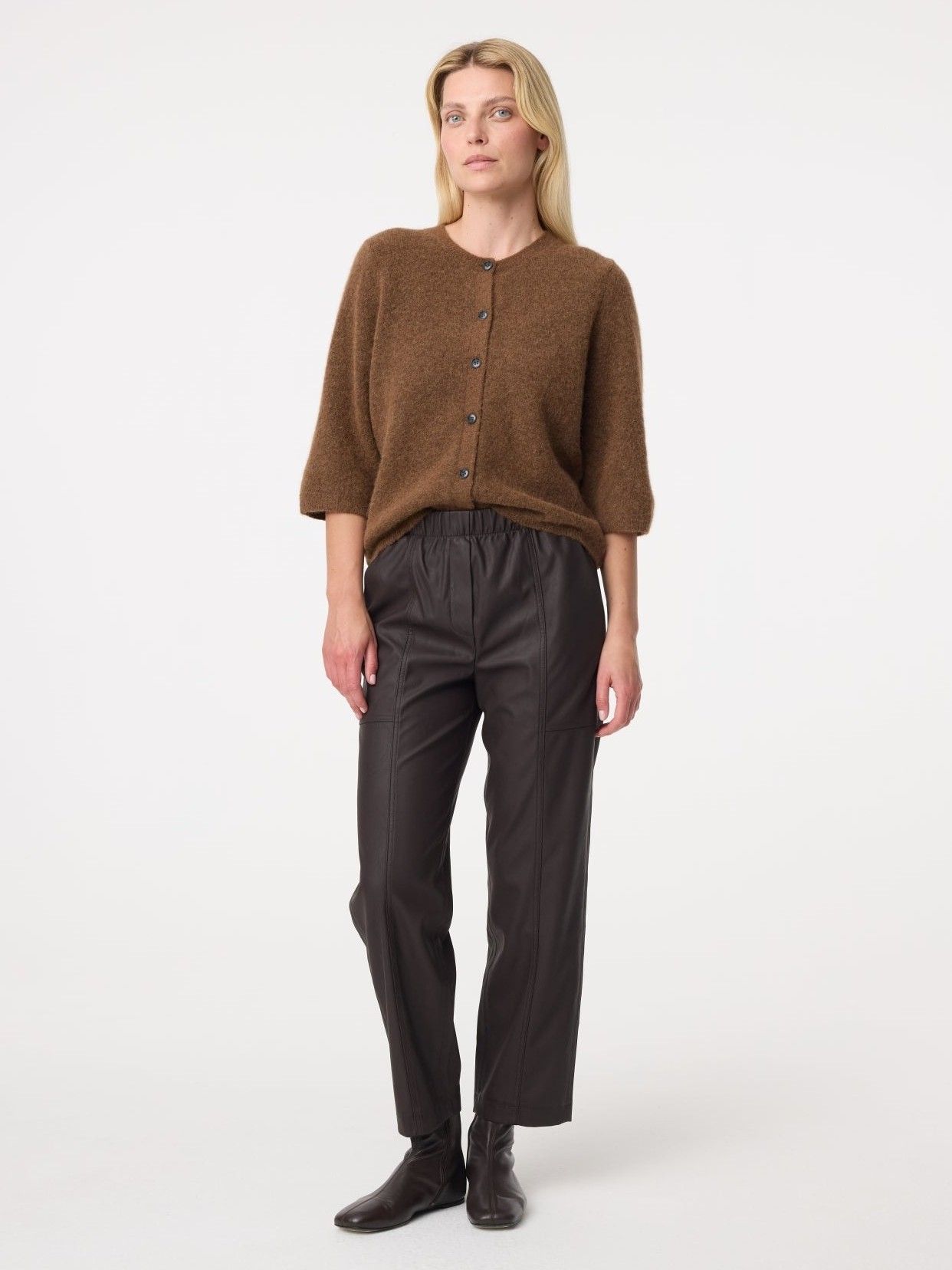 KNIT-TED - VEST - Bruin