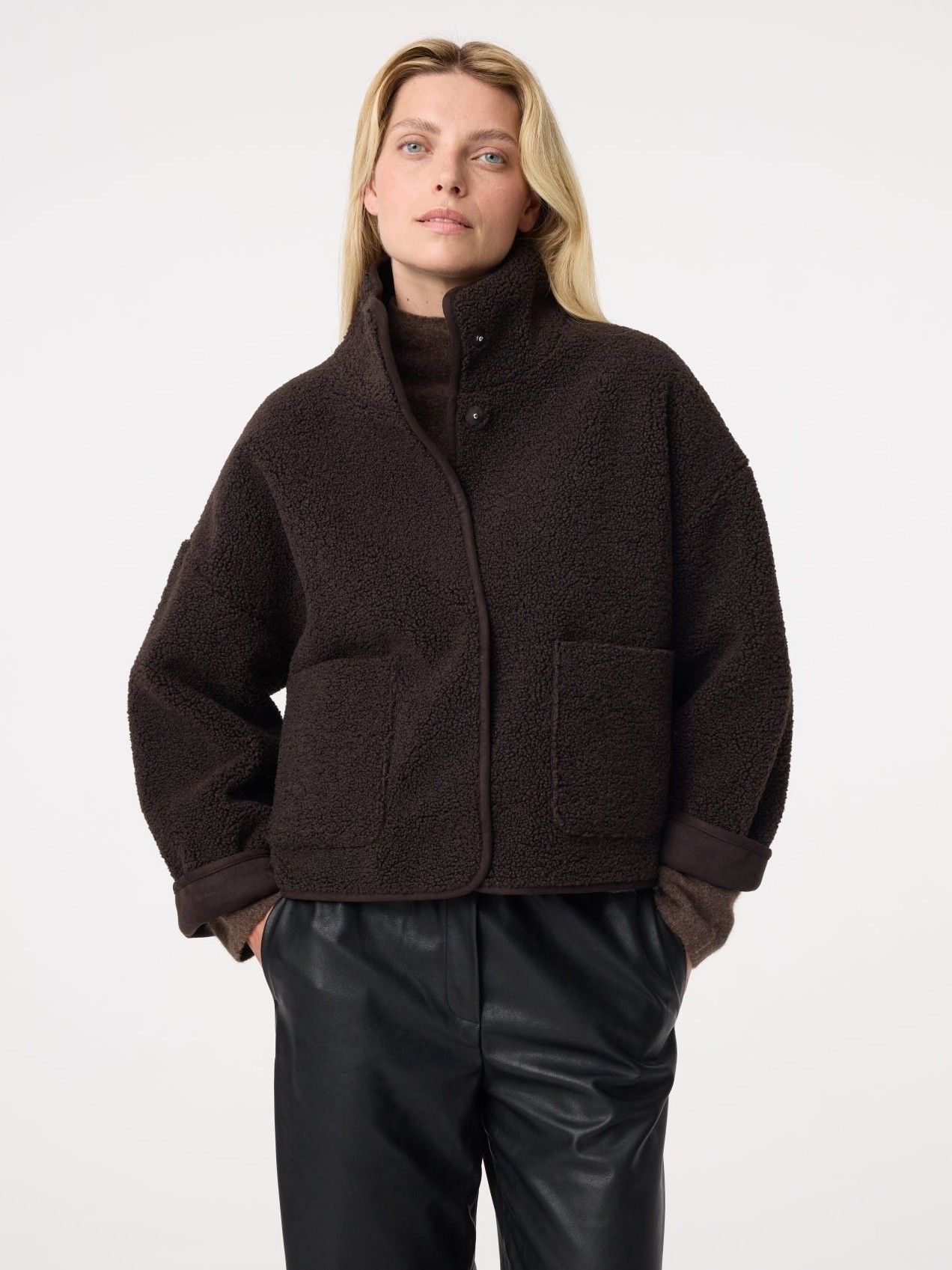 KNIT-TED - BLAZER - Bruin