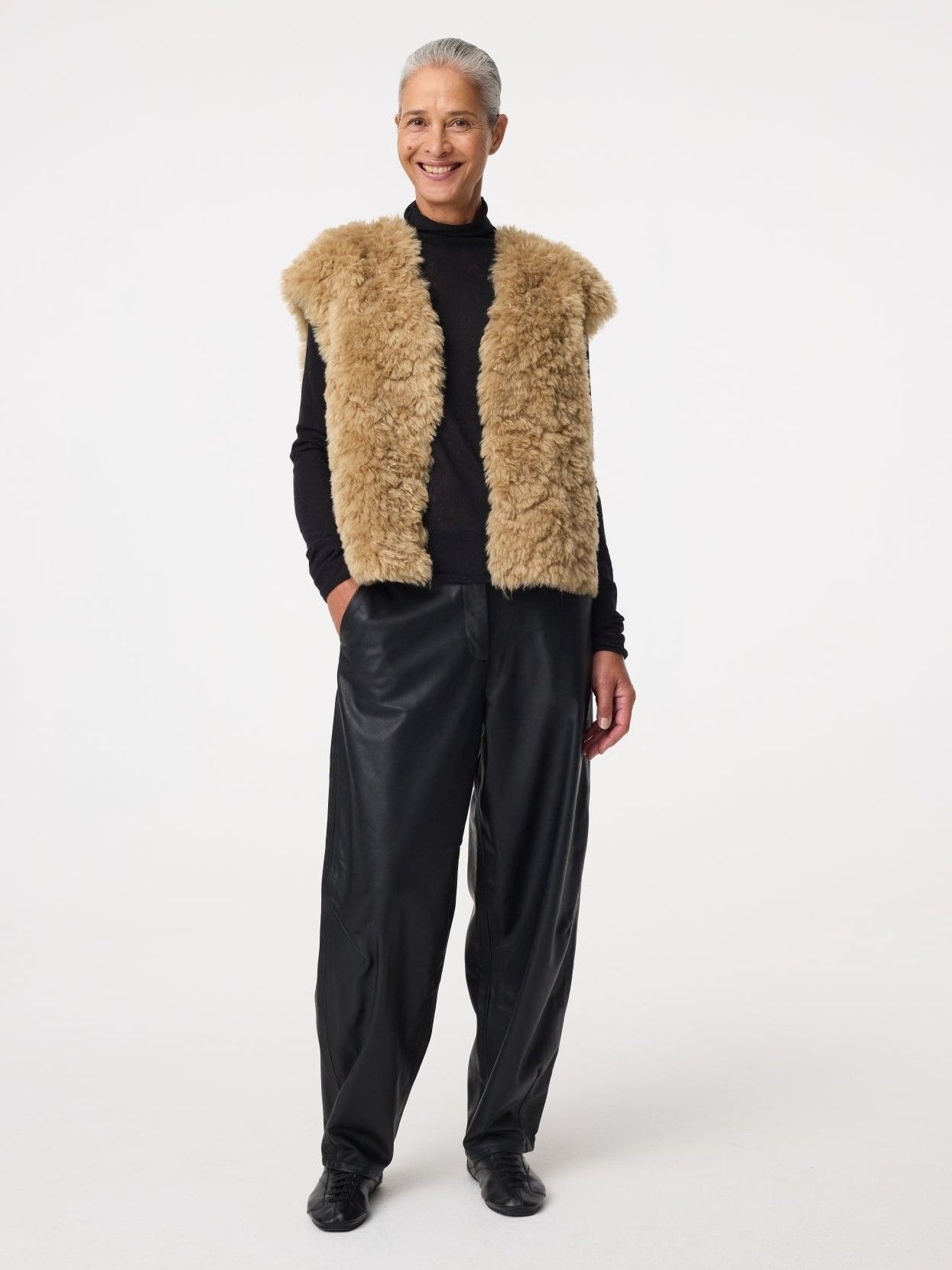 KNIT-TED - JAS - Beige