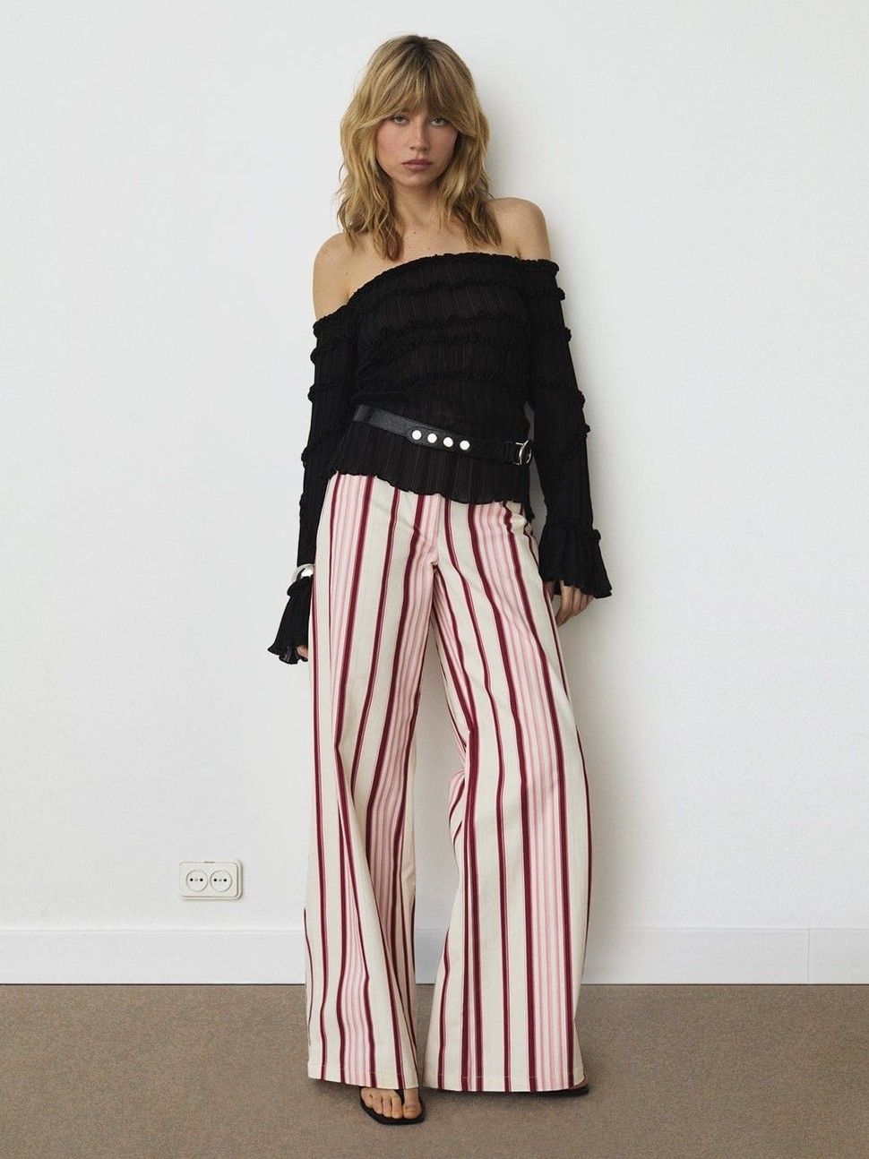 LAAGAM - BLOUSE - Zwart
