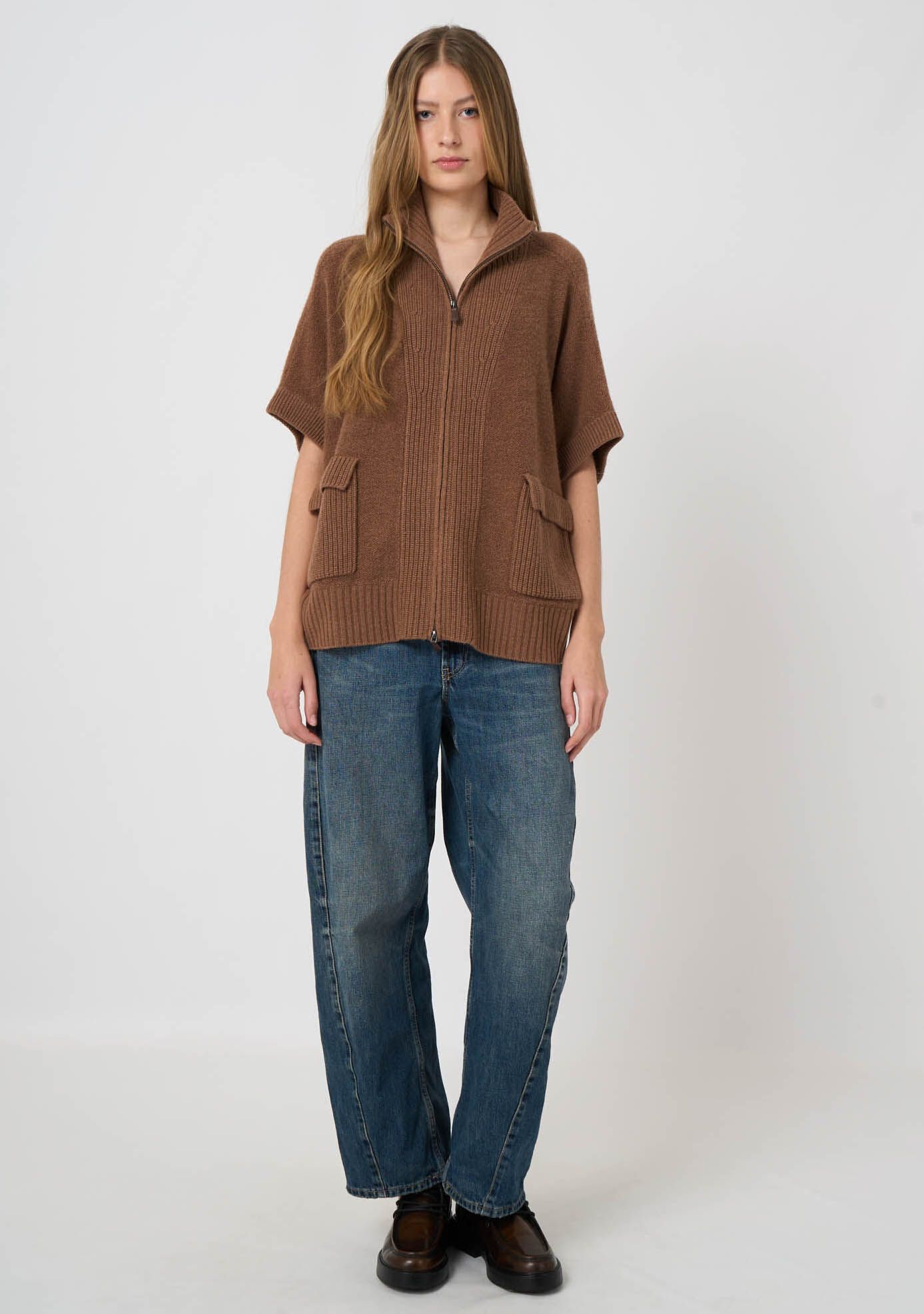 REPEAT - VEST - Bruin