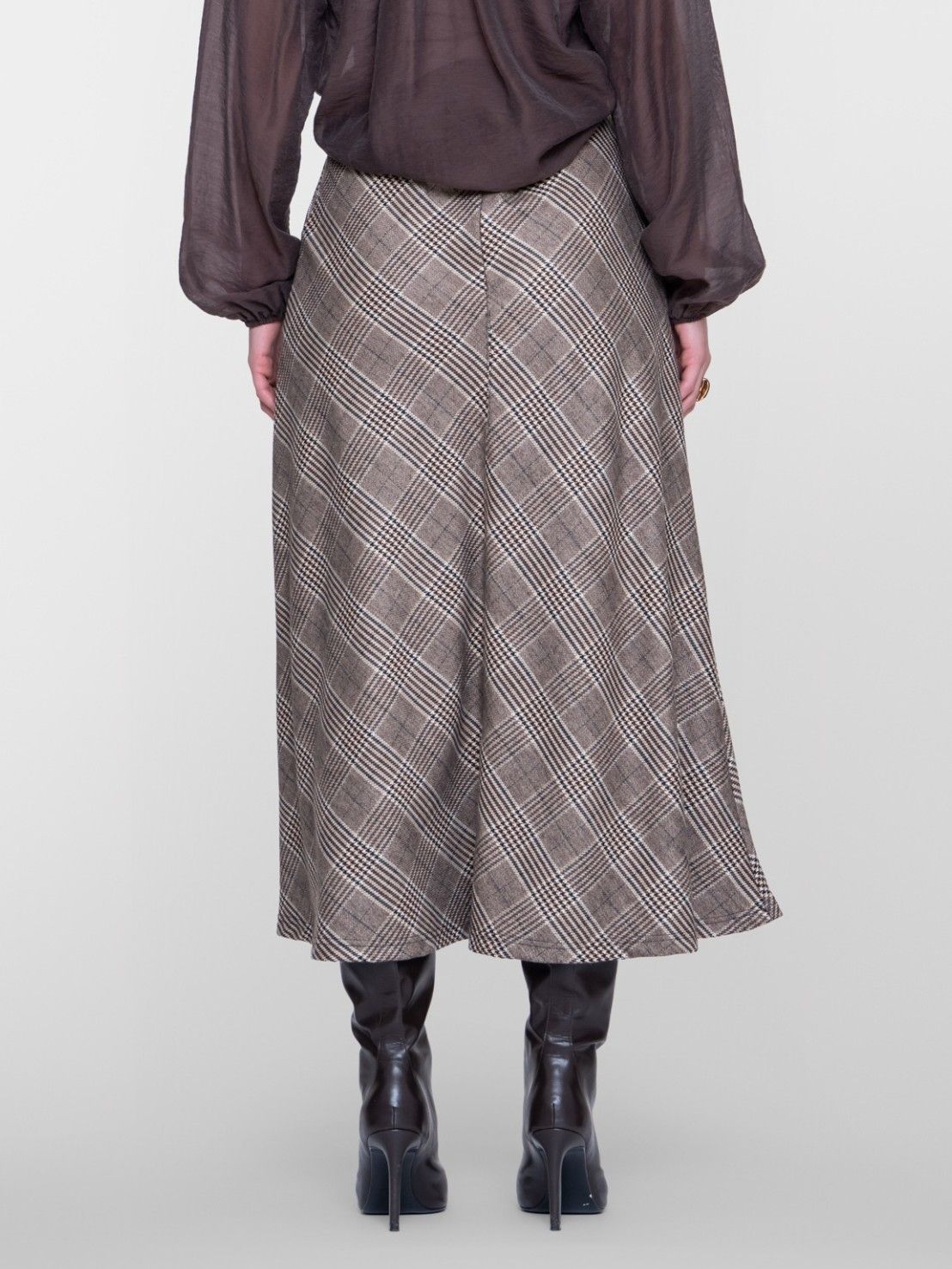 GEISHA - ROK - Bruin